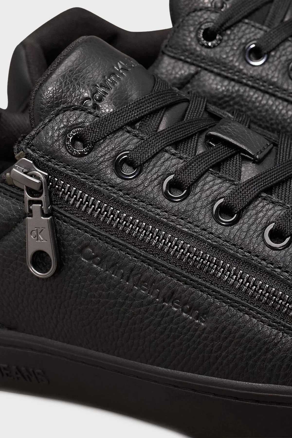 Calvin Klein Hakiki Deri Süet Detaylı Fermuarlı Sneaker YM0YM012540GJ Erkek Ayakkabı YM0YM01254 0GJ SİYAH - 13