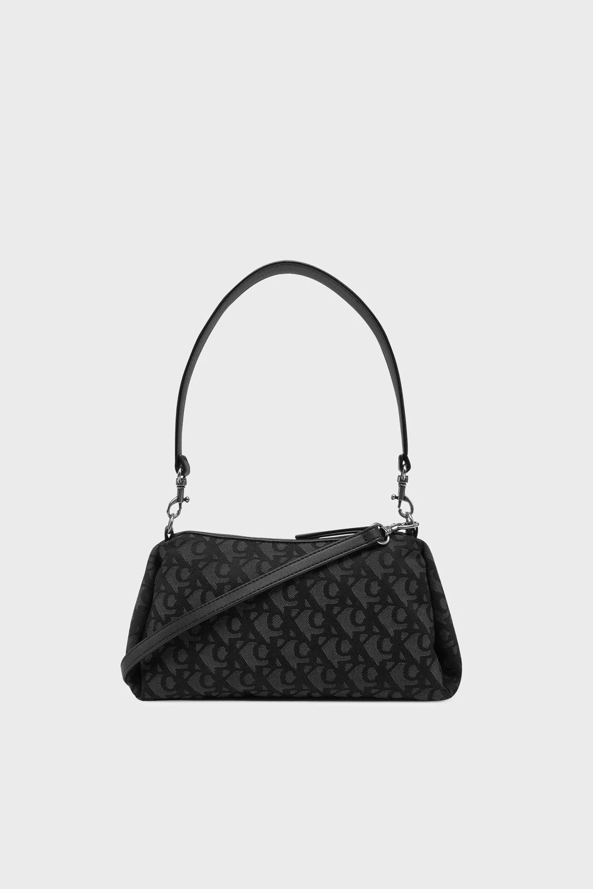 Calvin Klein Jakarlı Logolu Ayarlanabilir Askılı LV04K3142GUB1 Bayan Çanta LV04K3142G UB1 SİYAH - 4