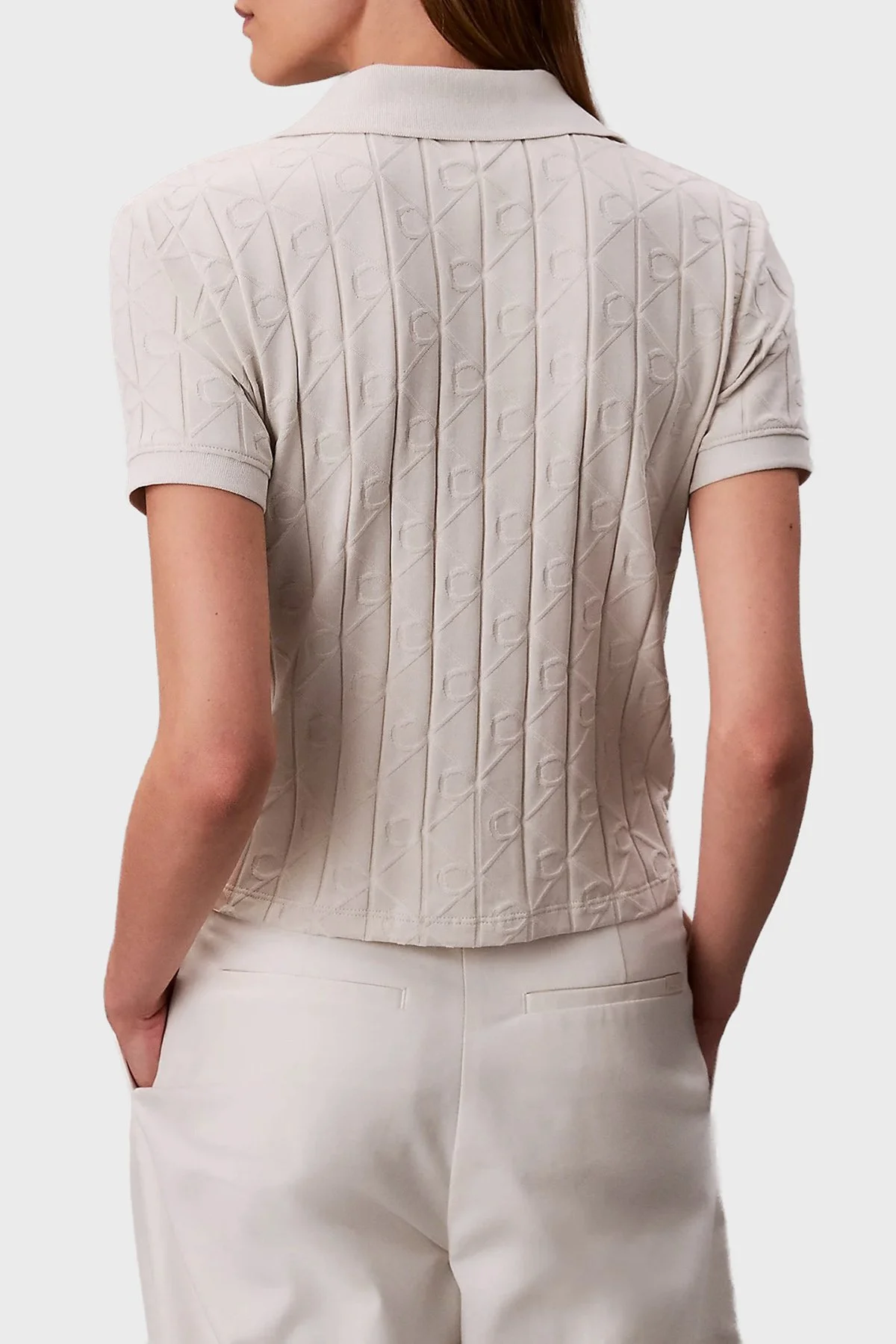 Calvin Klein Jakarlı Logolu Regular Fit Klasik Yaka Kısa Kollu LV044D209G67U Bayan Gömlek LV044D209G 67U TAŞ - 3