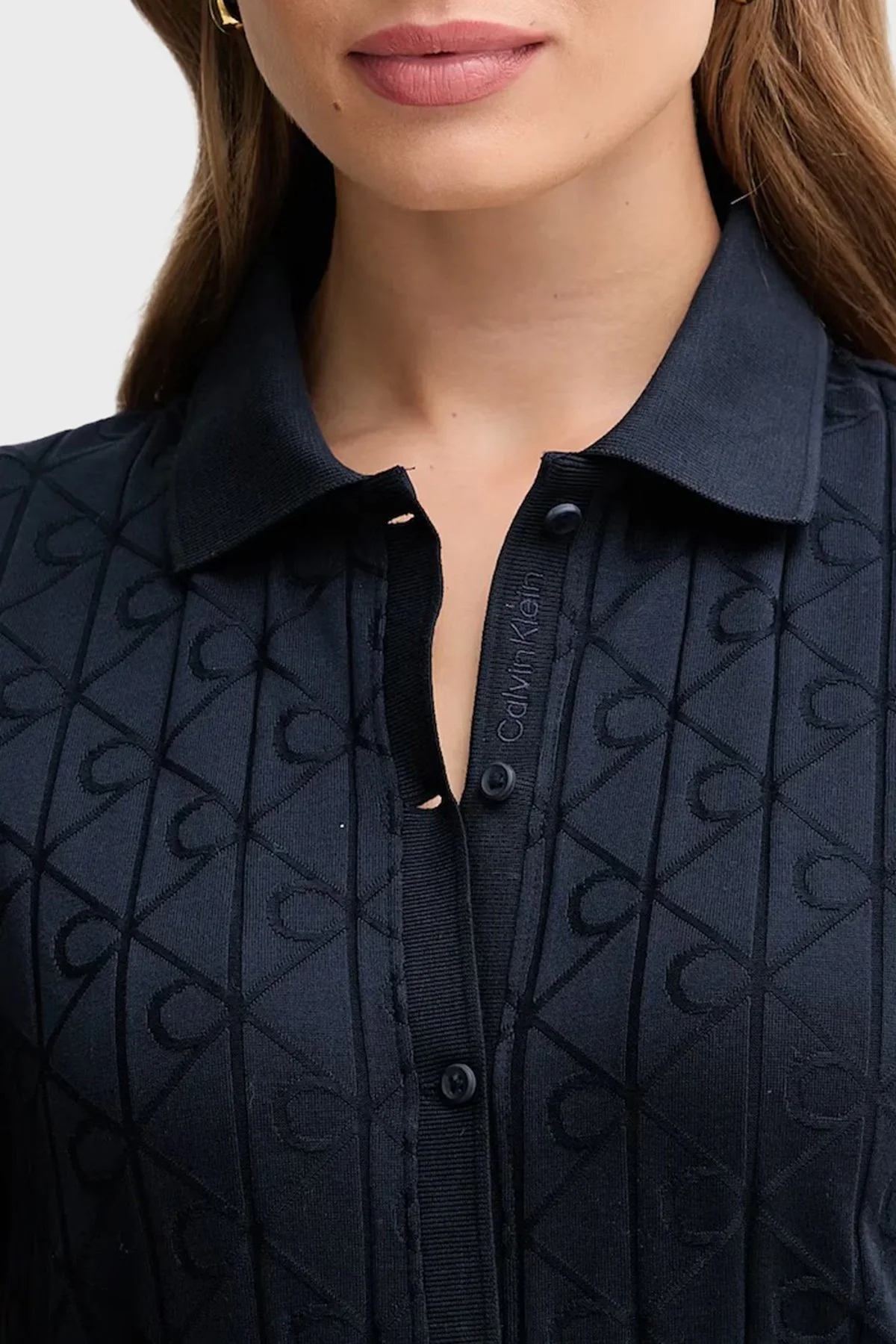 Calvin Klein Jakarlı Logolu Regular Fit Klasik Yaka Kısa Kollu LV044D209GCEF Bayan Gömlek LV044D209G CEF LACİVERT - 4