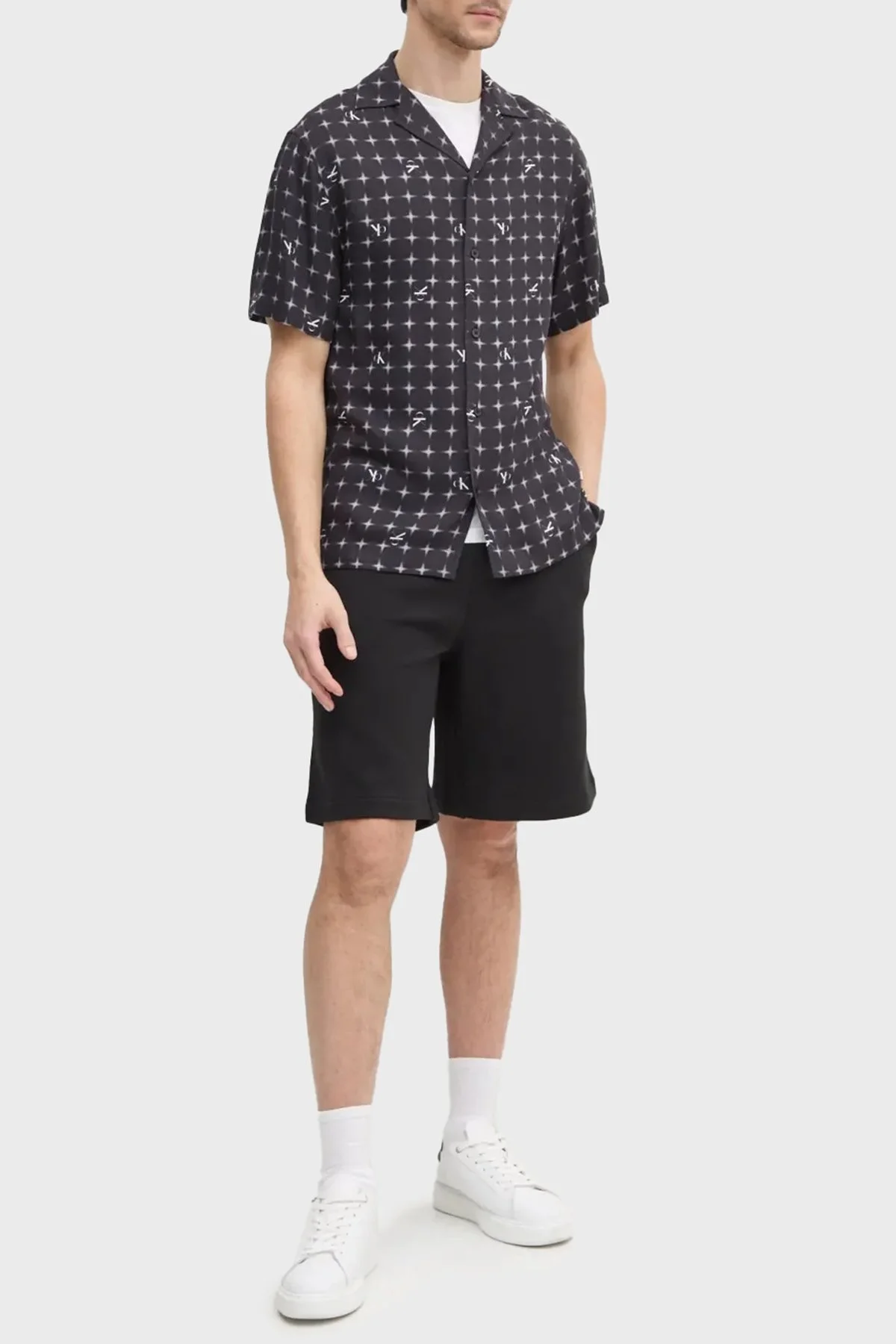 Calvin Klein Jakarlı Regular Fit Kısa Kollu KM0KM011480GO Erkek Gömlek KM0KM01148 0GO SİYAH - 7