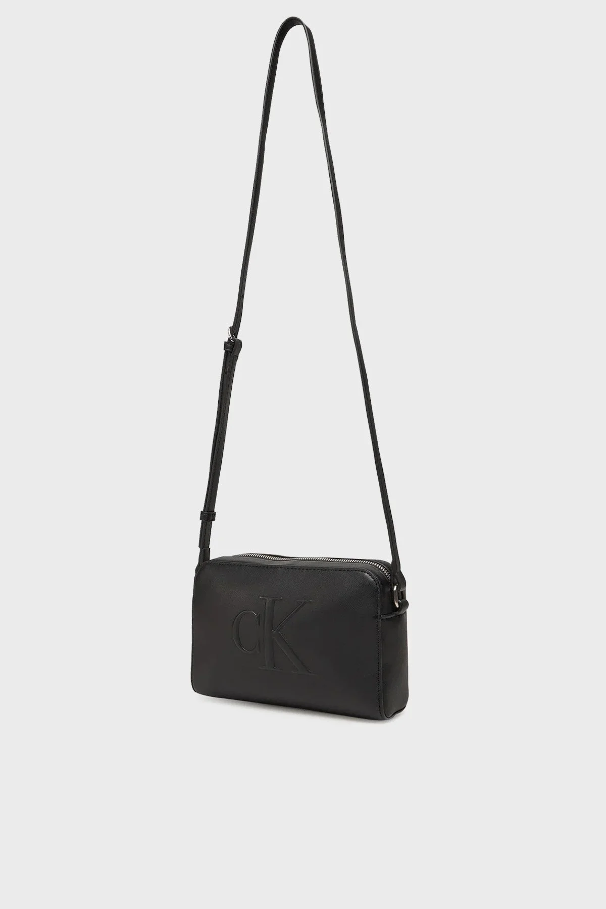 Calvin Klein Kabartma Logolu Ayarlanabilir Askılı LV04K3036GUB1 Bayan Çanta LV04K3036G UB1 SİYAH - 8