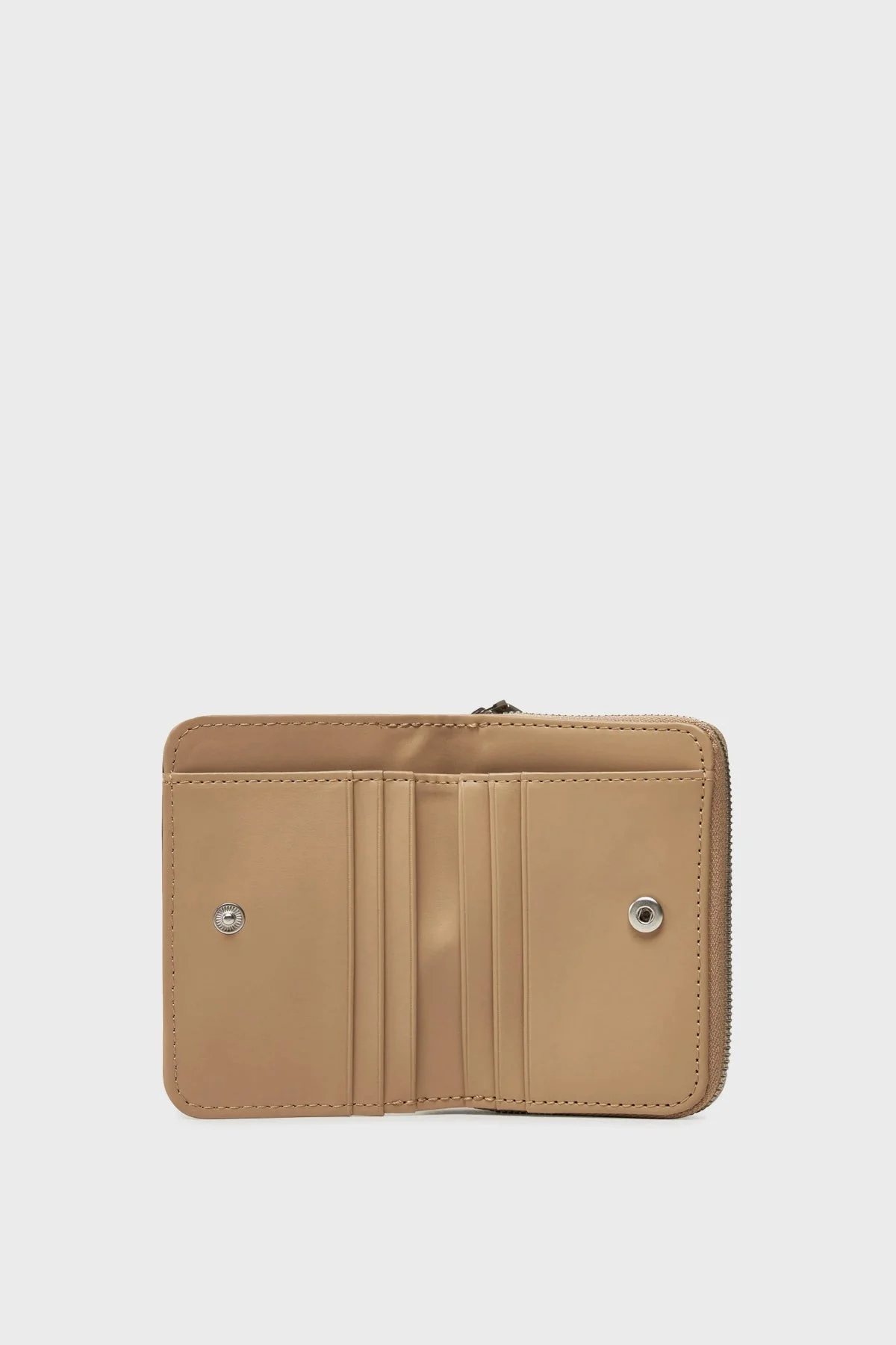 US Calvin Klein Kabartma Logolu Fermuarlı LV04K1004GPBF Bayan Cüzdan LV04K1004G PBF BEJ - 7