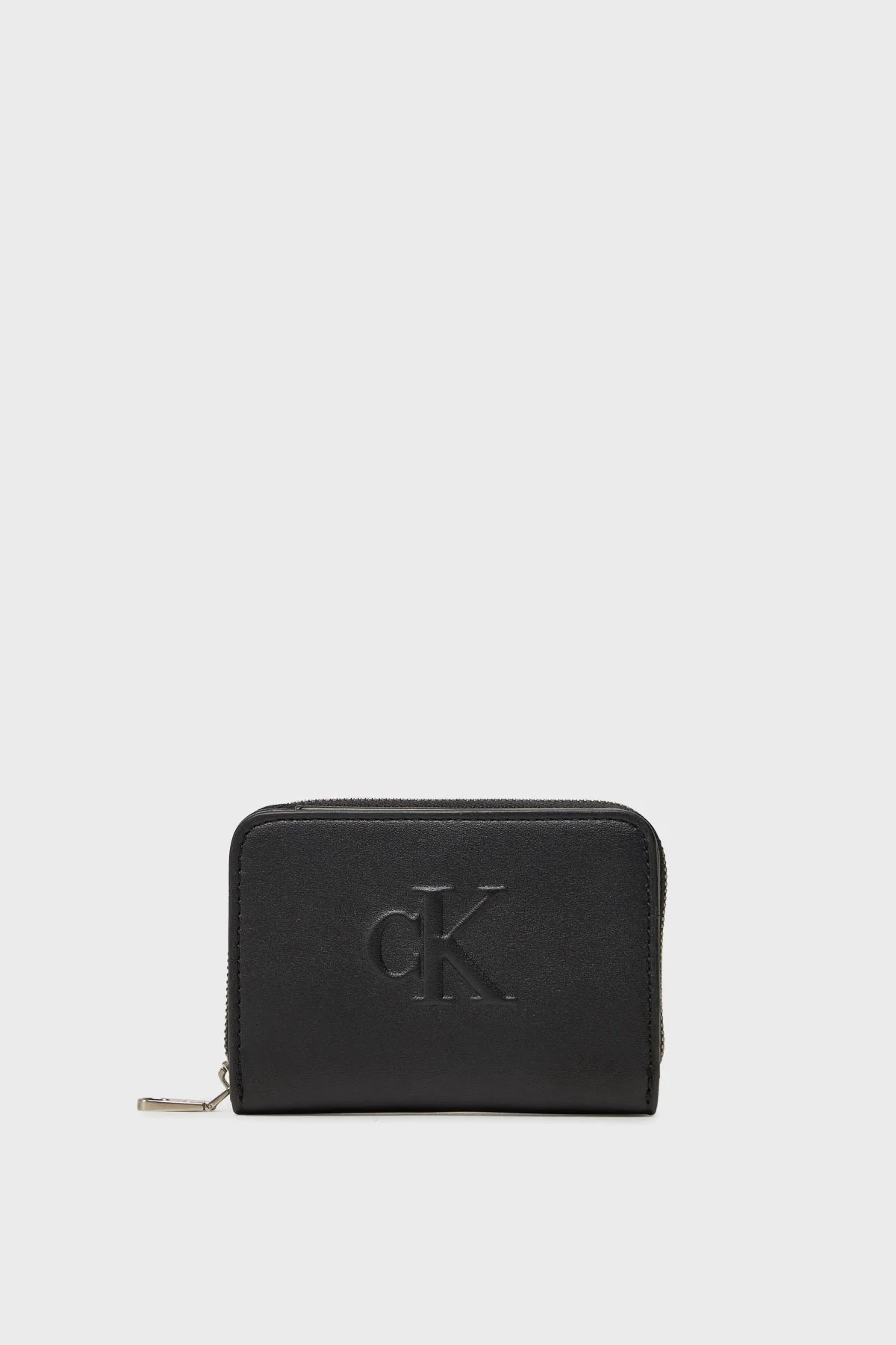 US Calvin Klein Kabartma Logolu Fermuarlı LV04K1004GUB1 Bayan Cüzdan LV04K1004G UB1 SİYAH - 5