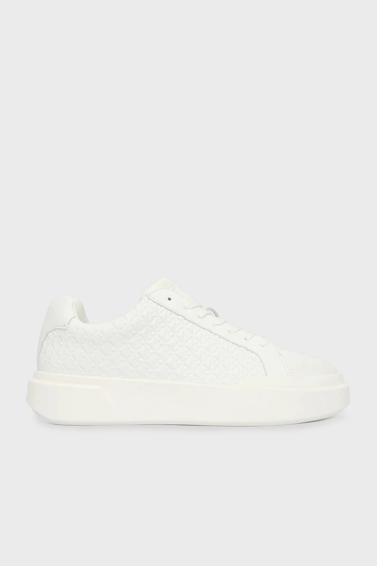 Calvin Klein Kabartma Logolu Sneaker YW0YW020580LB Bayan Ayakkabı YW0YW02058 0LB BEYAZ - 1