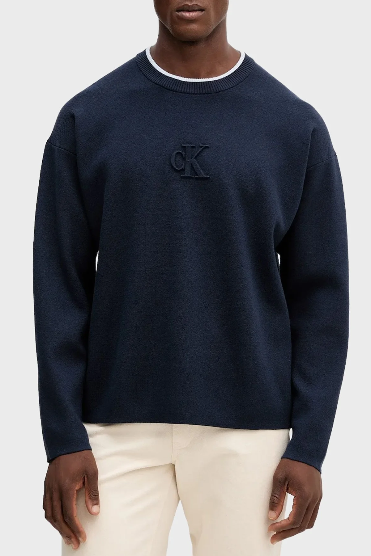 Calvin Klein Kabartmalı Logolu Regular Fit Sıfır Yaka LV04RD300GCEF Erkek Kazak LV04RD300G CEF LACİVERT - 1