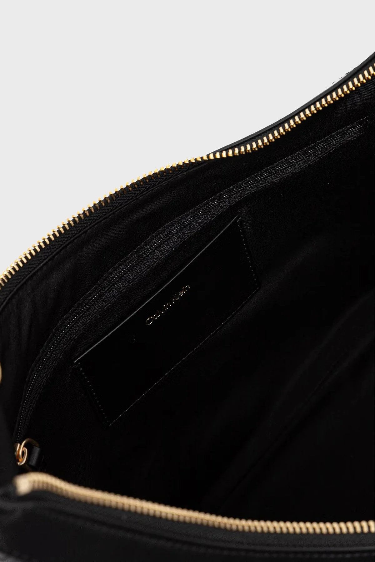 Calvin Klein Kadın Çanta LV04F3875G UB1 Siyah - 6