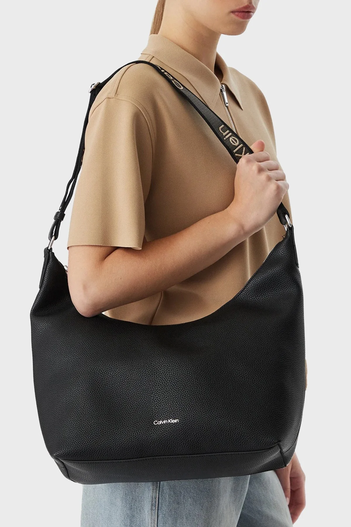 Calvin Klein Kadın Çanta LV04F3891G UB1 Siyah - 1