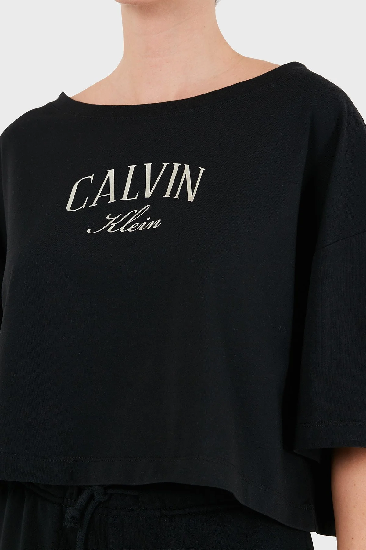 Calvin Klein Kadın T Shirt LV047H823G UB1 Siyah - 5