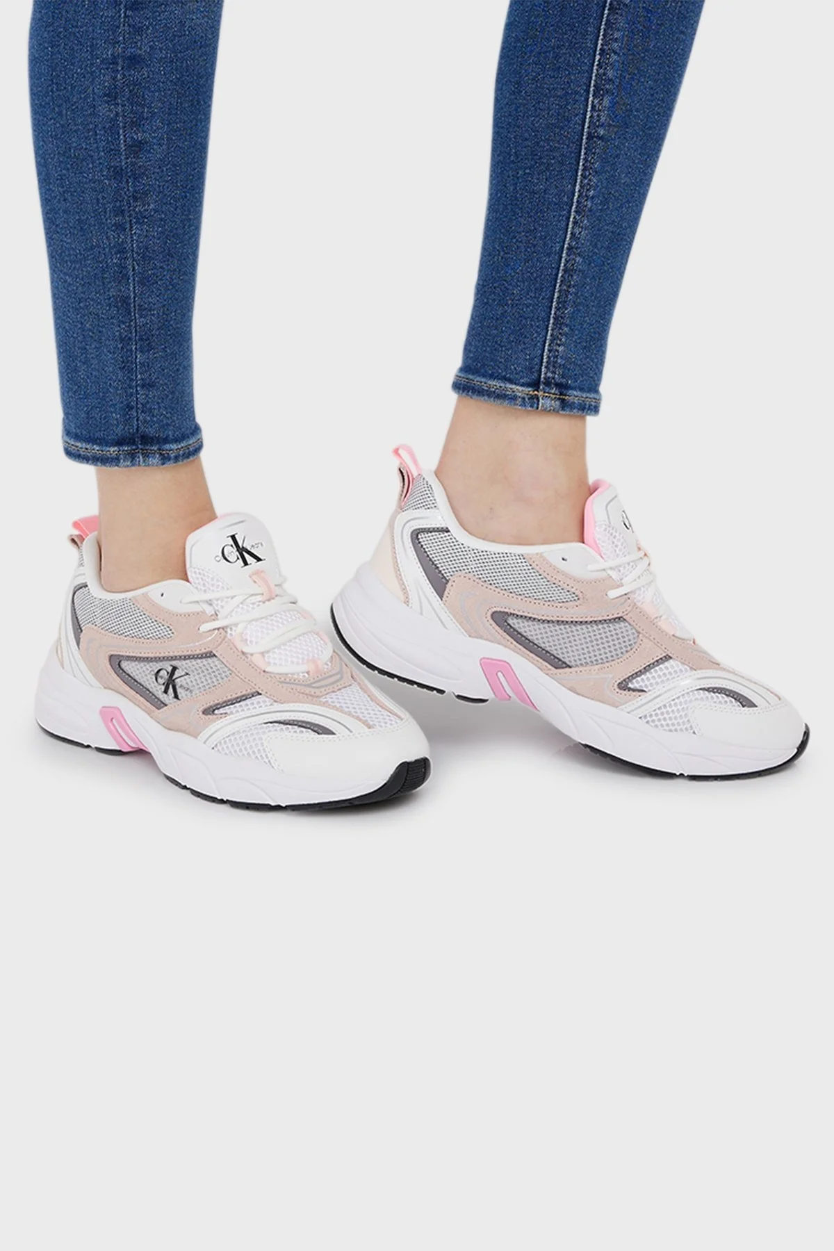 Calvin Klein Kalın Tabanlı Retro Model Tennis Su-Mesh Sneaker YW0YW008910LC Bayan Ayakkabı YW0YW00891 0LC BEYAZ-PUDRA - 2