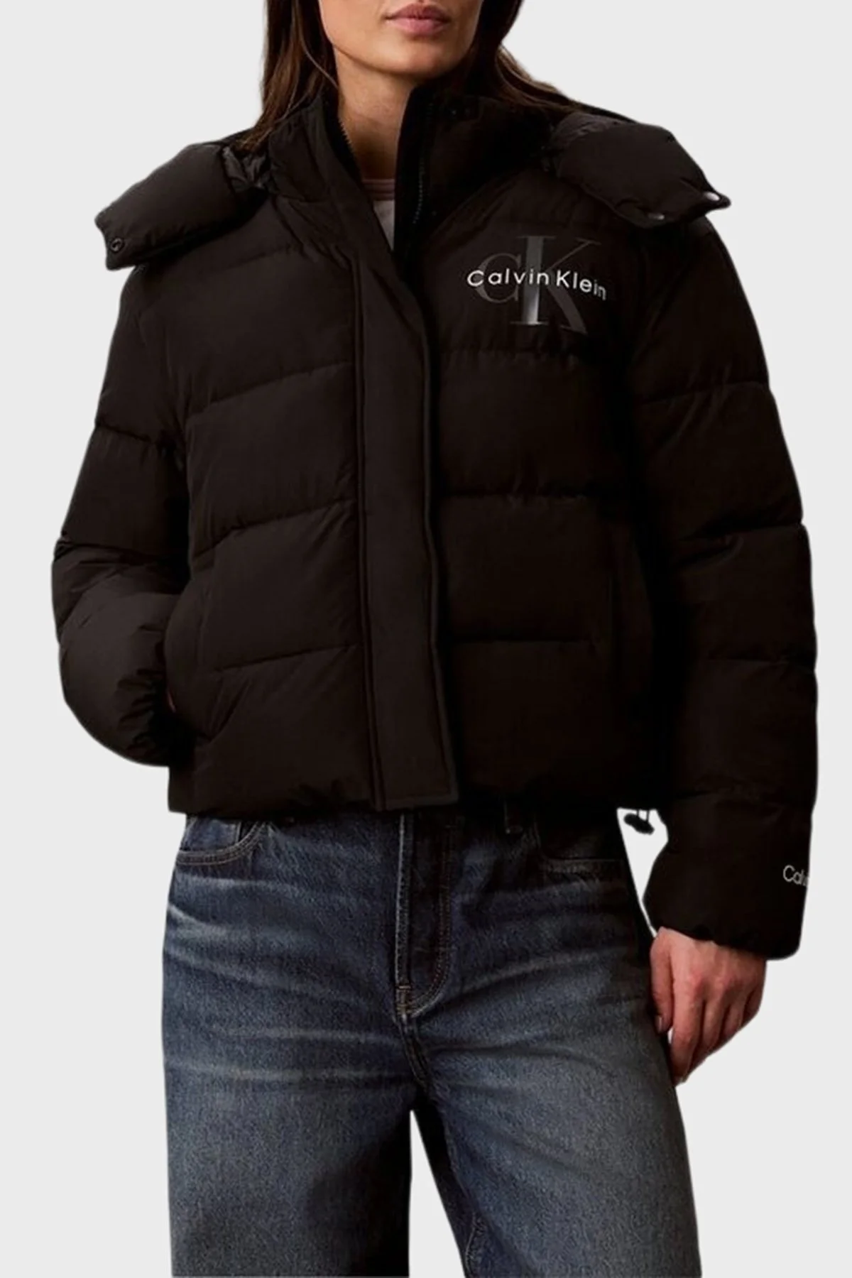 Calvin Klein Kapitoneli Çıkarılabilir Kapüşonlu Şişme LV047H506GUB1 Kadın Mont LV047H506G UB1 Siyah - 1