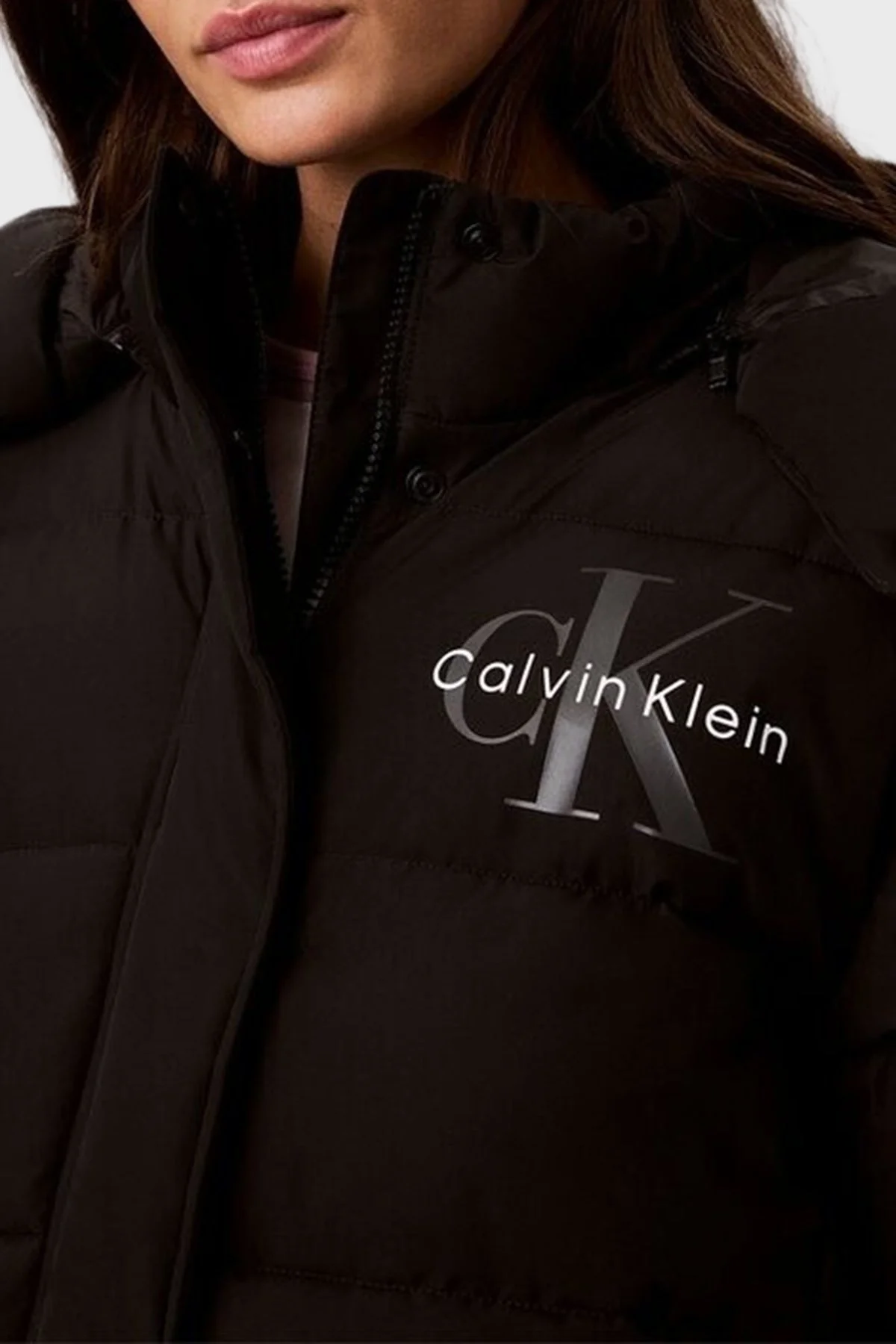 Calvin Klein Kapitoneli Çıkarılabilir Kapüşonlu Şişme LV047H506GUB1 Kadın Mont LV047H506G UB1 Siyah - 3
