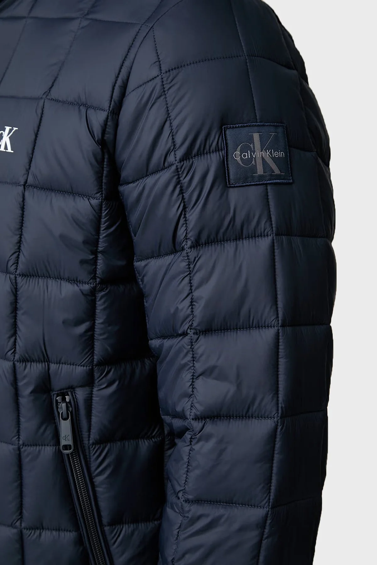 Calvin Klein Kapitoneli Dik Yaka Su İtici LV04RG506GCEF Erkek Mont LV04RG506G CEF LACİVERT - 5