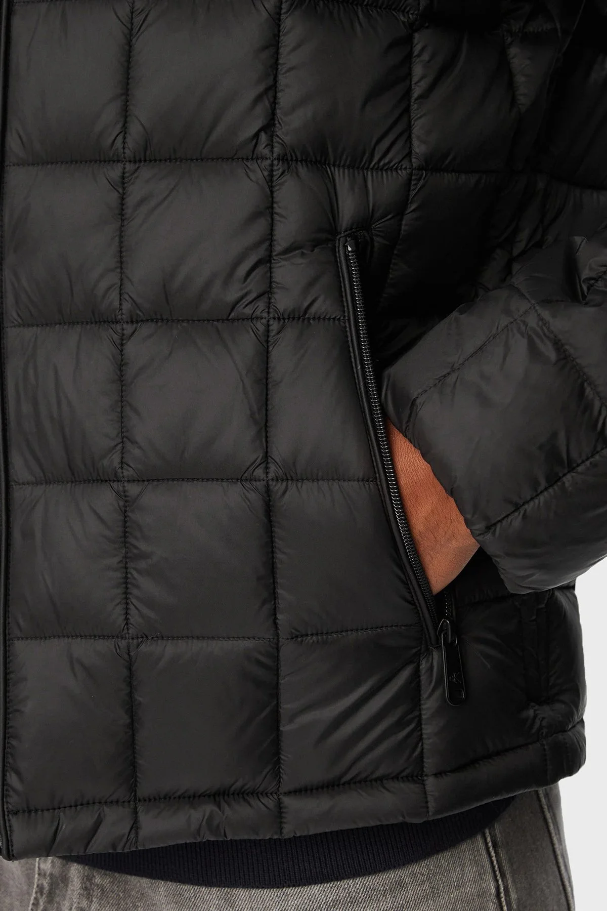 Calvin Klein Kapitoneli Dik Yaka Su İtici LV04RG506GUB1 Erkek Mont LV04RG506G UB1 SİYAH - 4
