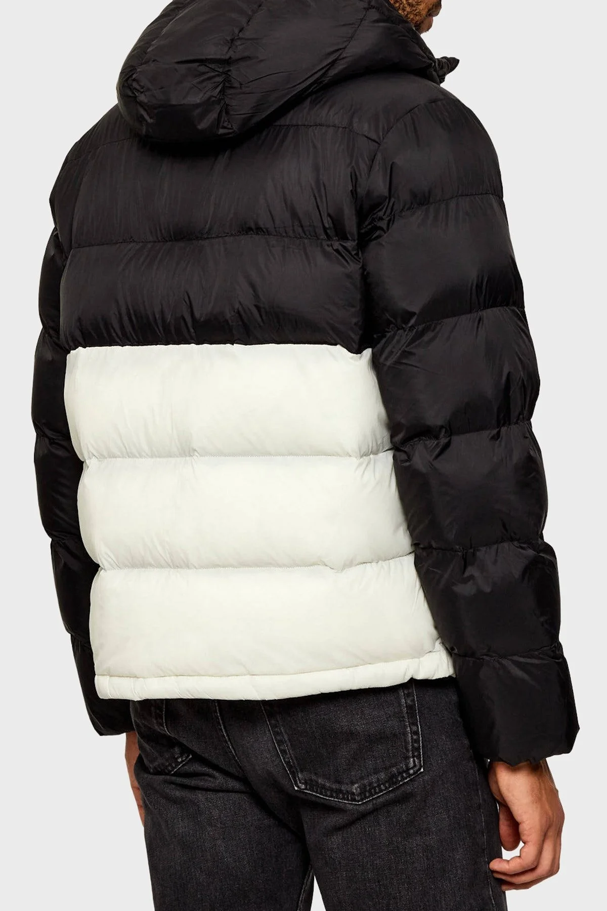 Calvin Klein Kapitoneli Regular Fit Çıkarılabilir Kapüşonlu LV04RD527GYAS Erkek Mont LV04RD527G YAS BEYAZ - 3