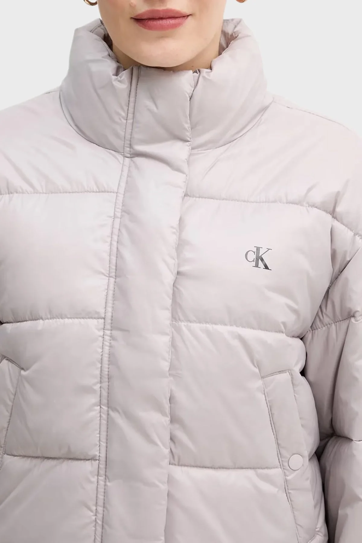 Calvin Klein Kapitoneli Regular Fit Dik Yaka Şişme LV047D504GQJL Bayan Mont LV047D504G QJL GRİ - 4