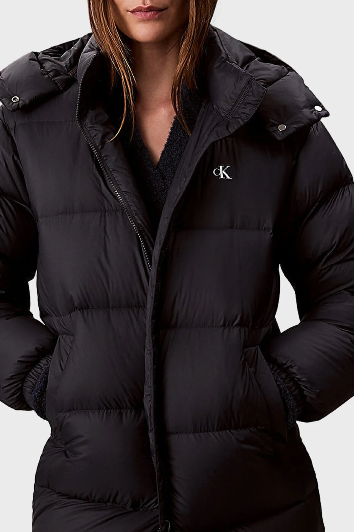 Calvin Klein Kapitoneli Regular Fit Kapüşonlu Kemerli Uzun Şişme LV047D508GUB1 Bayan Mont LV047D508G UB1 SİYAH - 4