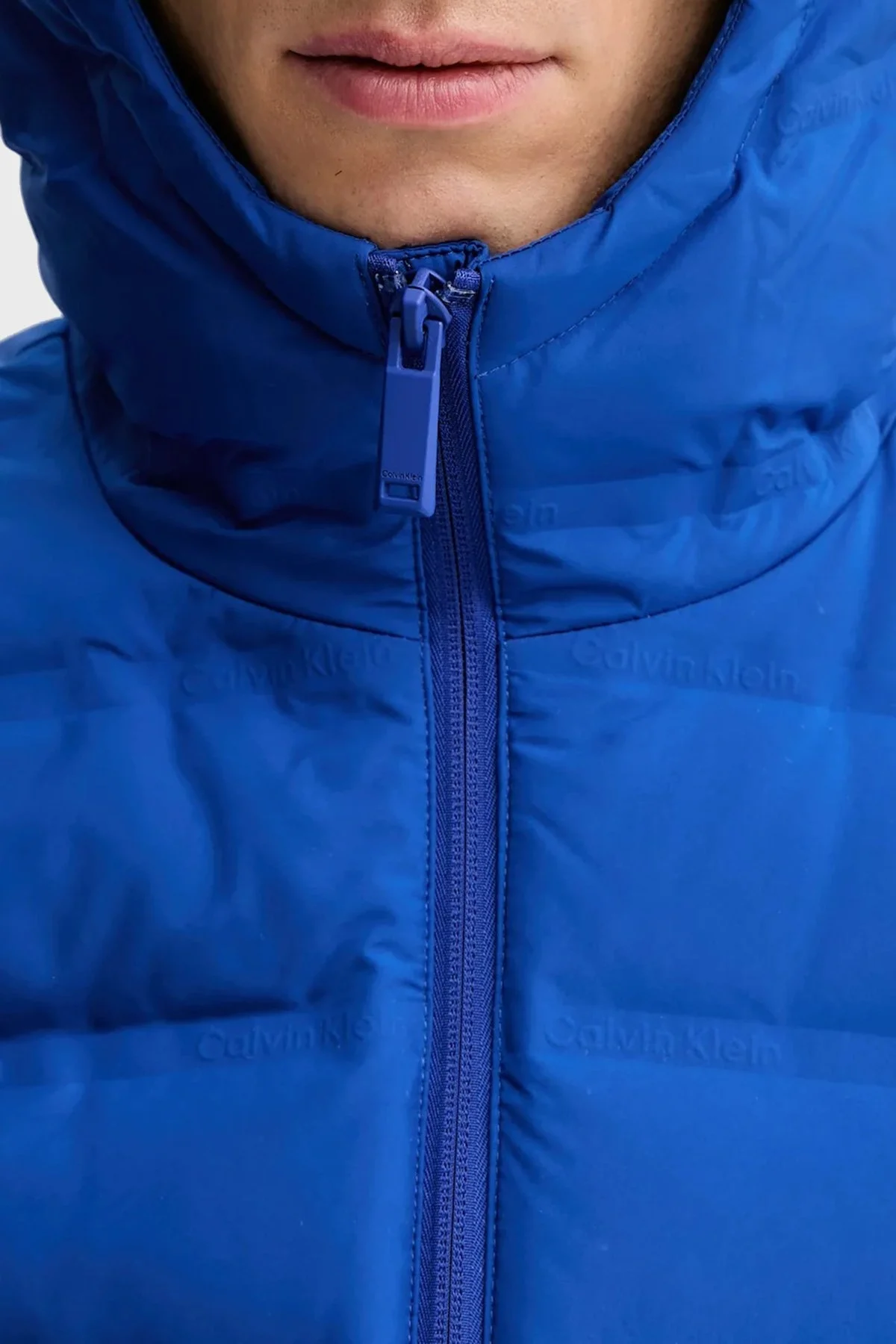 Calvin Klein Kapitoneli Regular Fit Kapüşonlu Şişme LV04LD521GC65 Erkek Mont LV04LD521G C65 MAVİ - 6