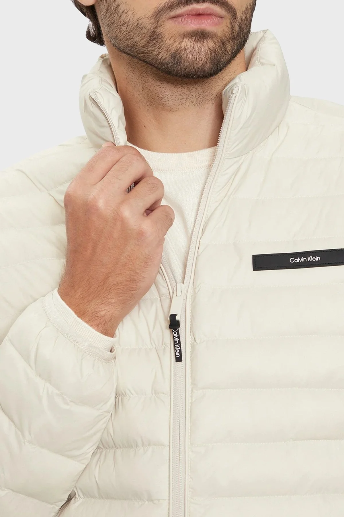 Calvin Klein Kapitoneli Regular Fit Su İtici Dik Yaka Şişme K10K113474ACE Erkek Mont K10K113474 ACE BEJ - 4