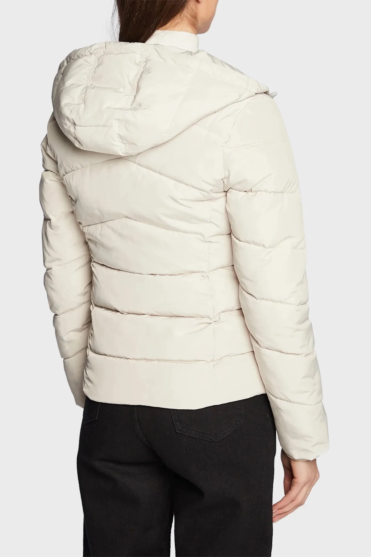 Calvin Klein Kuş Tüyü Dolgulu Kapüşonlu Şişme Bayan Mont J20J219824 ACF BEJ - 4
