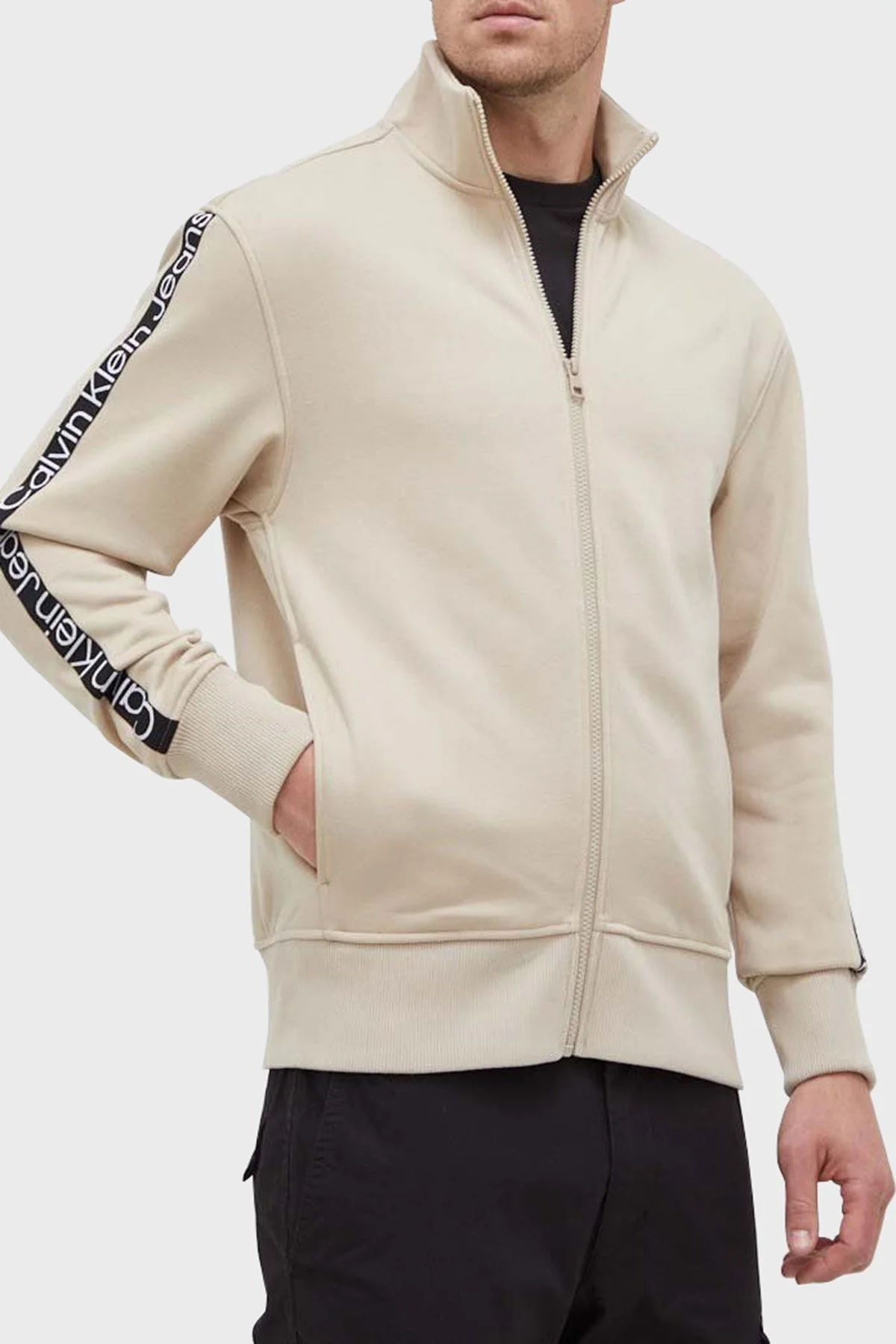 Calvin Klein Logo Bantlı Fermuarlı Dik Yaka Regular Fit J30J324120PED Erkek Sweat J30J324120 PED BEJ - 1
