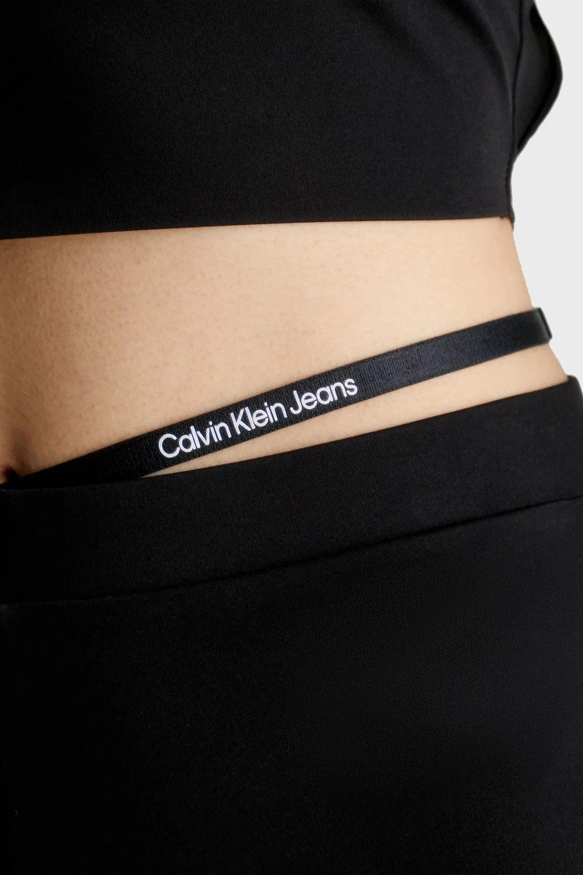 Calvin Klein Logo Bantlı Geniş Paça Regular Fit J20J221919BEH Bayan Pantolon J20J221919 BEH SİYAH - 2