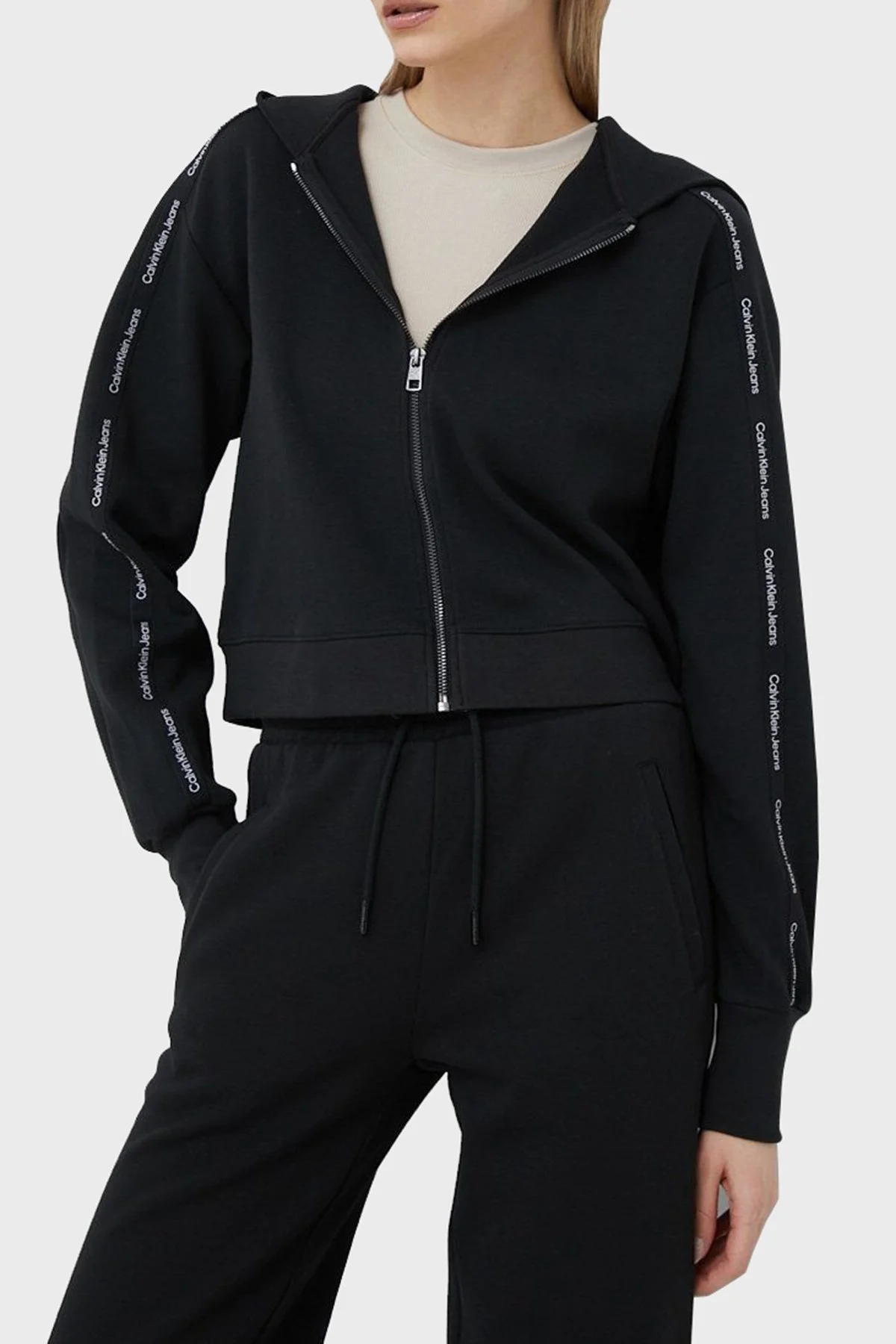 Calvin Klein Logo Bantlı Kapüşonlu Fermuarlı Regular Fit Pamuklu Bayan Sweat J20J220425 BEH SİYAH - 1