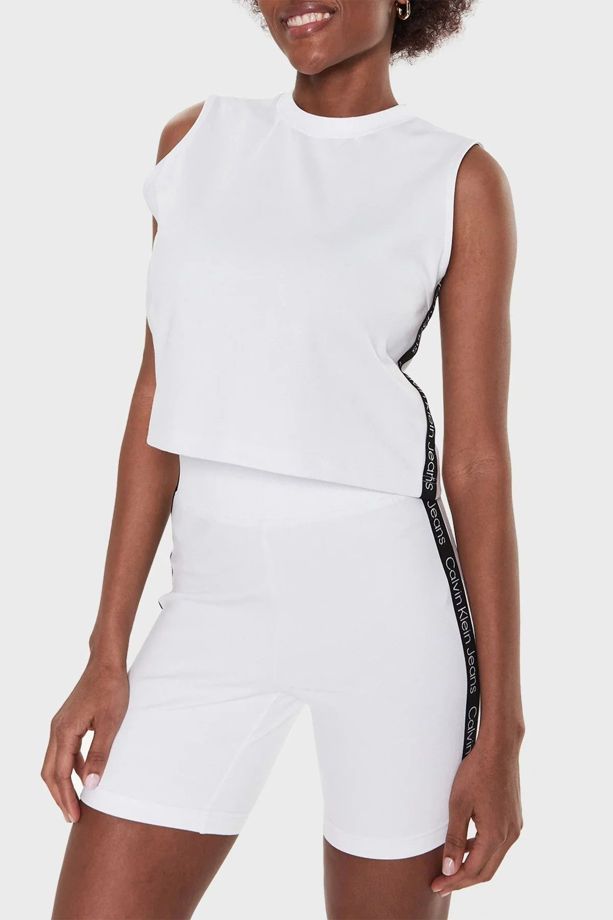 Calvin Klein Logo Bantlı Kolsuz Regular Fit Crop J20J220786YAF Bayan Top J20J220786 YAF BEYAZ - 1