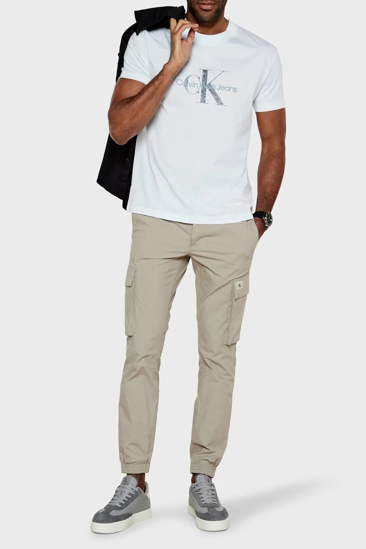 Calvin Klein Logo Basılı Pamuklu Regular Fit Bisiklet Yaka J30J327086YAF Erkek T Shirt J30J327086 YAF BEYAZ - 6