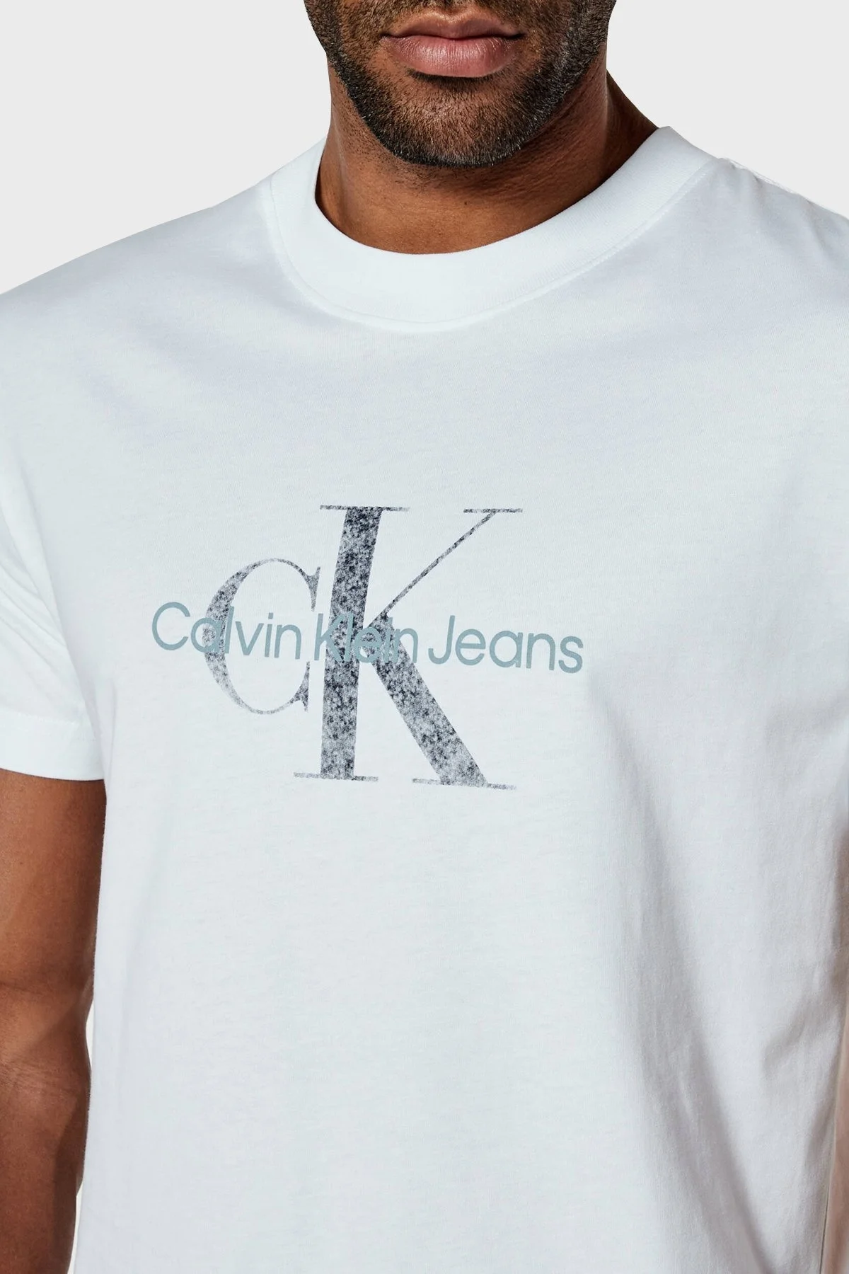 Calvin Klein Logo Basılı Pamuklu Regular Fit Bisiklet Yaka J30J327086YAF Erkek T Shirt J30J327086 YAF BEYAZ - 8