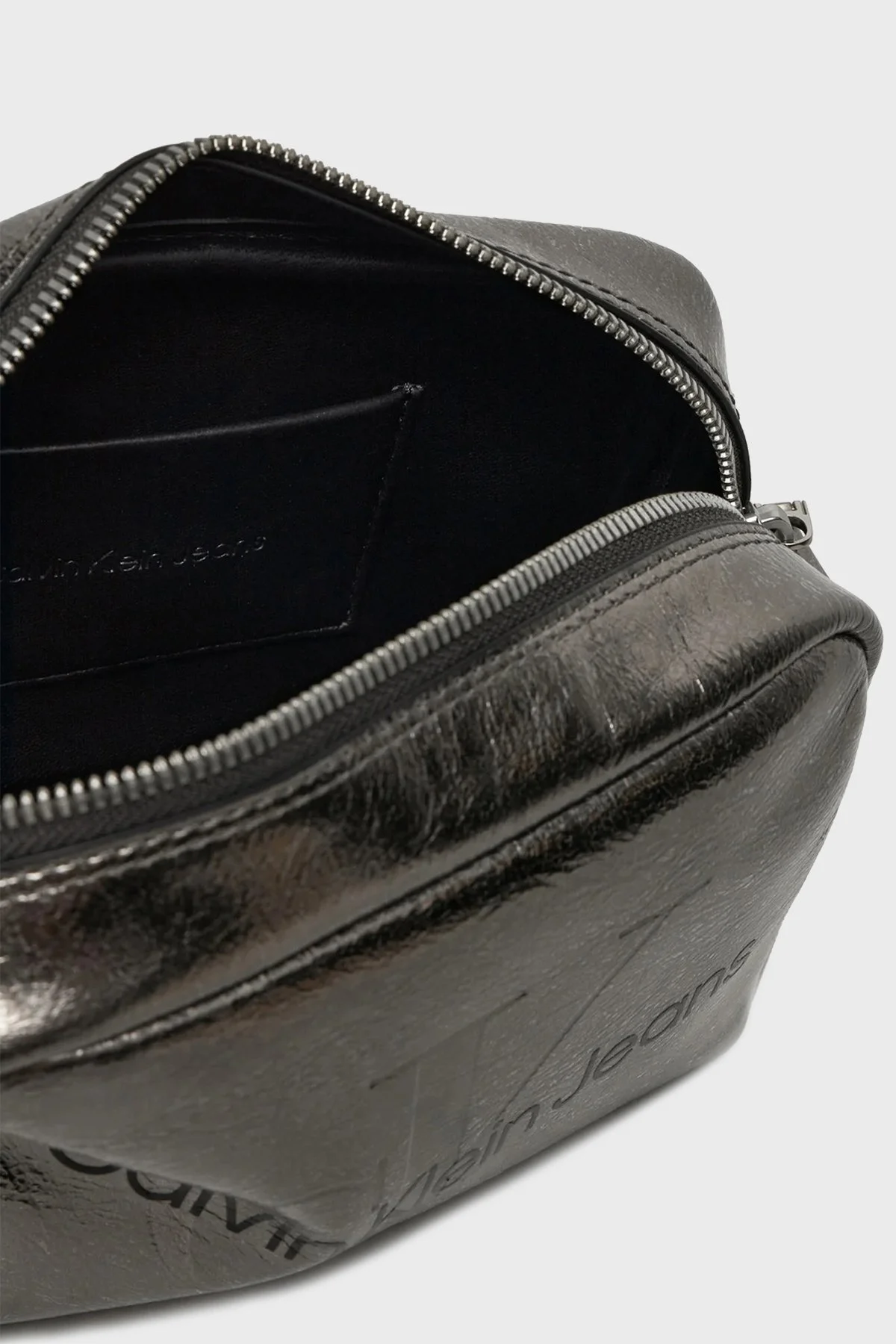 Calvin Klein Logo Baskılı Ayarlabilir Askılı Metalik K60K612731ADA Bayan Çanta K60K612731 ADA METAL - 3