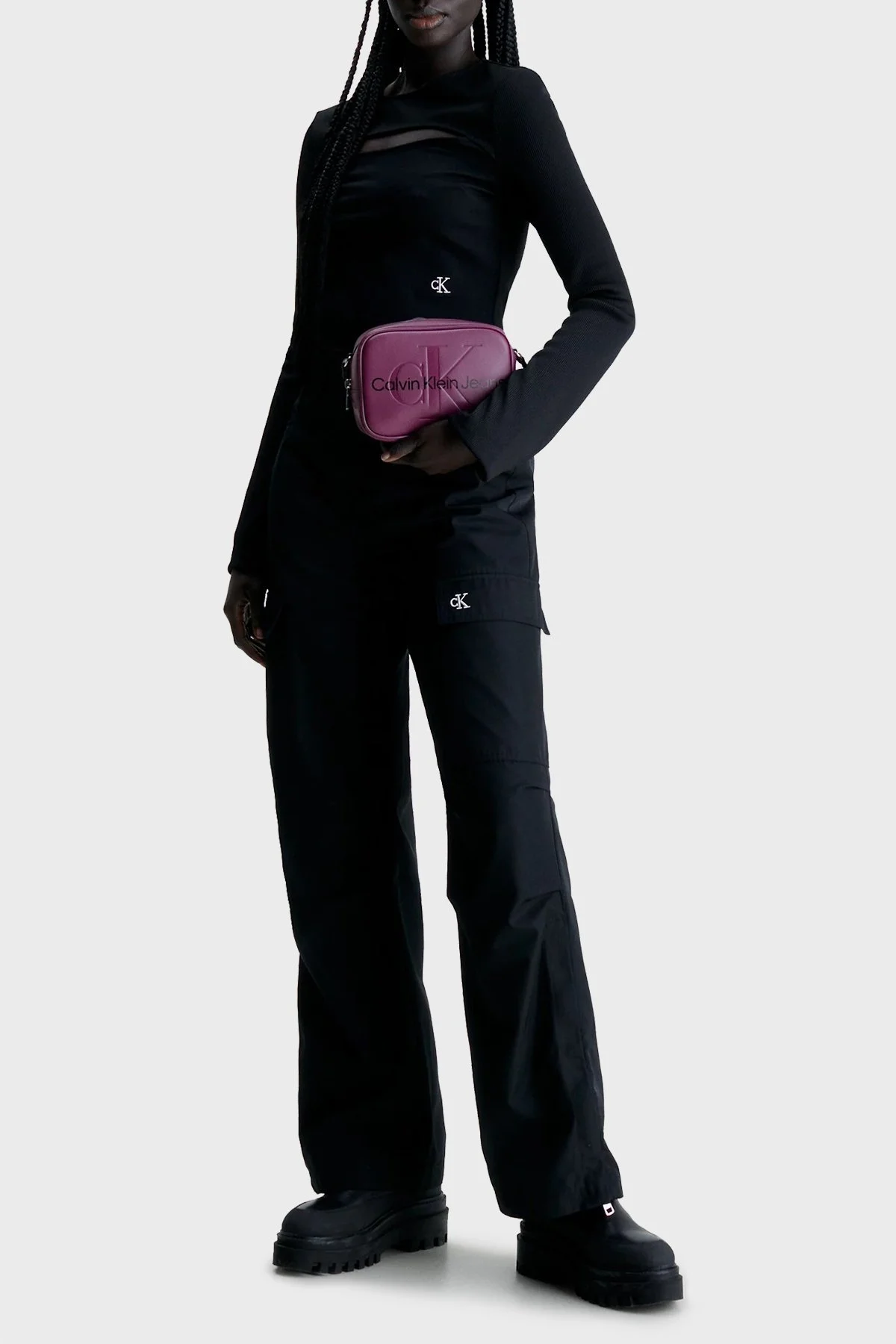 Calvin Klein Logo Baskılı Fermuarlı Ayarlanabilir Askılı K60K610275VAC Bayan Çanta K60K610275 VAC BORDO - 3