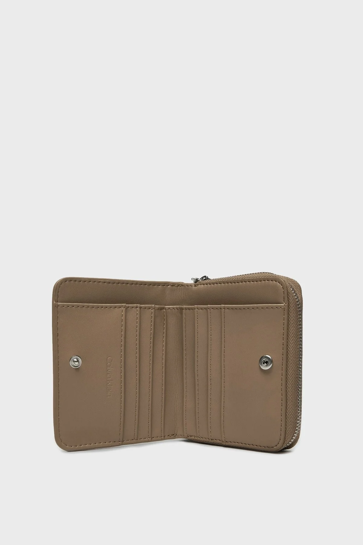 Calvin Klein Logo Baskılı Fermuarlı K60K6128250F4 Bayan Cüzdan K60K612825 0F4 BEJ - 7