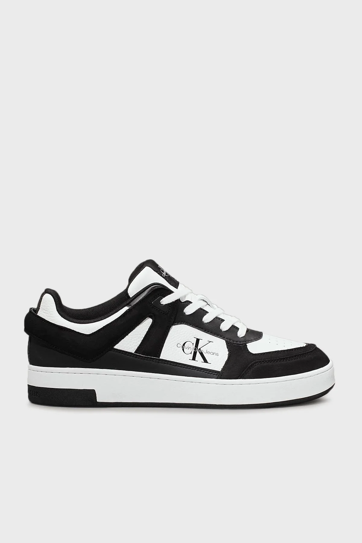 Calvin Klein Logo Baskılı Hakiki Deri Sneaker YM0YM011100GM Erkek Ayakkabı YM0YM01110 0GM SİYAH-BEYAZ - 1