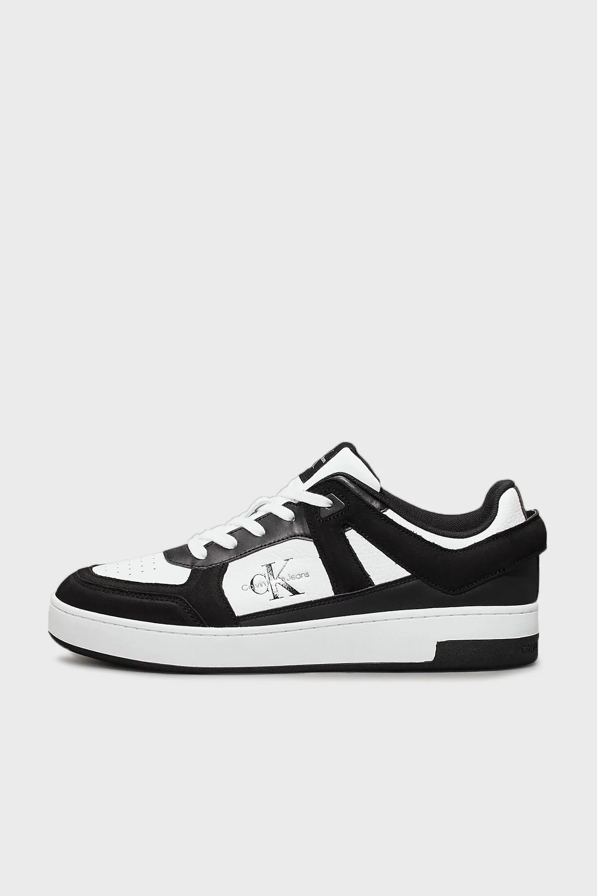 Calvin Klein Logo Baskılı Hakiki Deri Sneaker YM0YM011100GM Erkek Ayakkabı YM0YM01110 0GM SİYAH-BEYAZ - 2