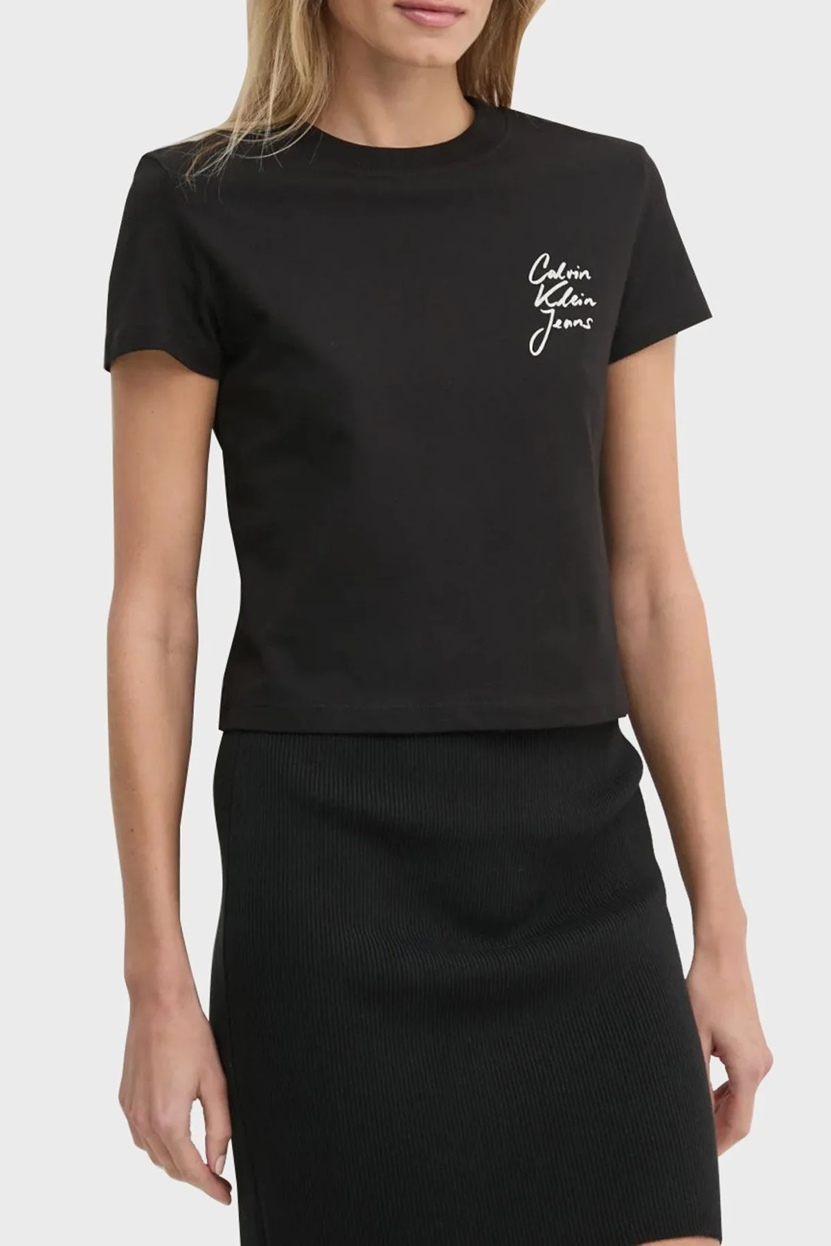 Calvin Klein Logo Baskılı Pamuklu Loose Fit Bisiklet Yaka Crop J20J224984BEH Bayan T Shirt J20J224984 BEH SİYAH - 6