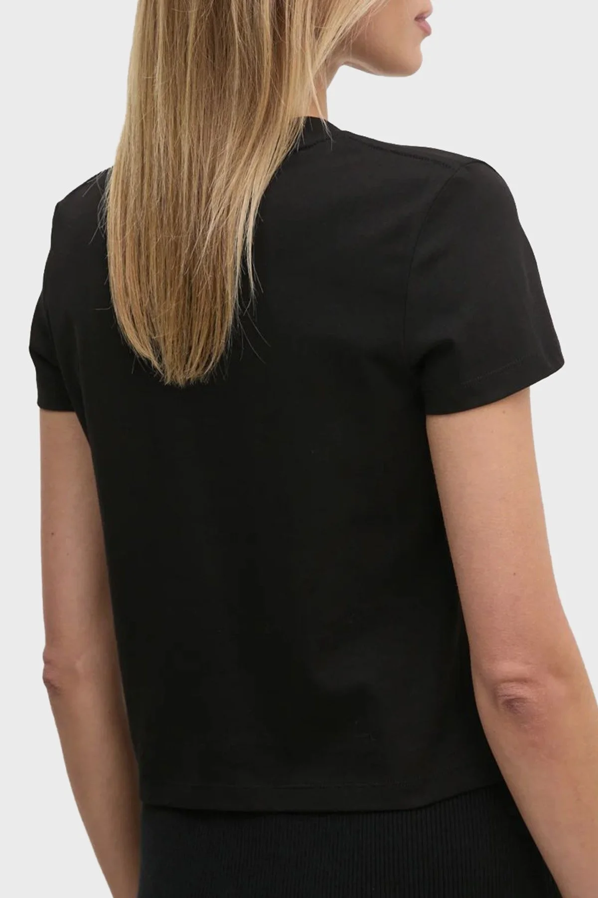 Calvin Klein Logo Baskılı Pamuklu Loose Fit Bisiklet Yaka Crop J20J224984BEH Bayan T Shirt J20J224984 BEH SİYAH - 8