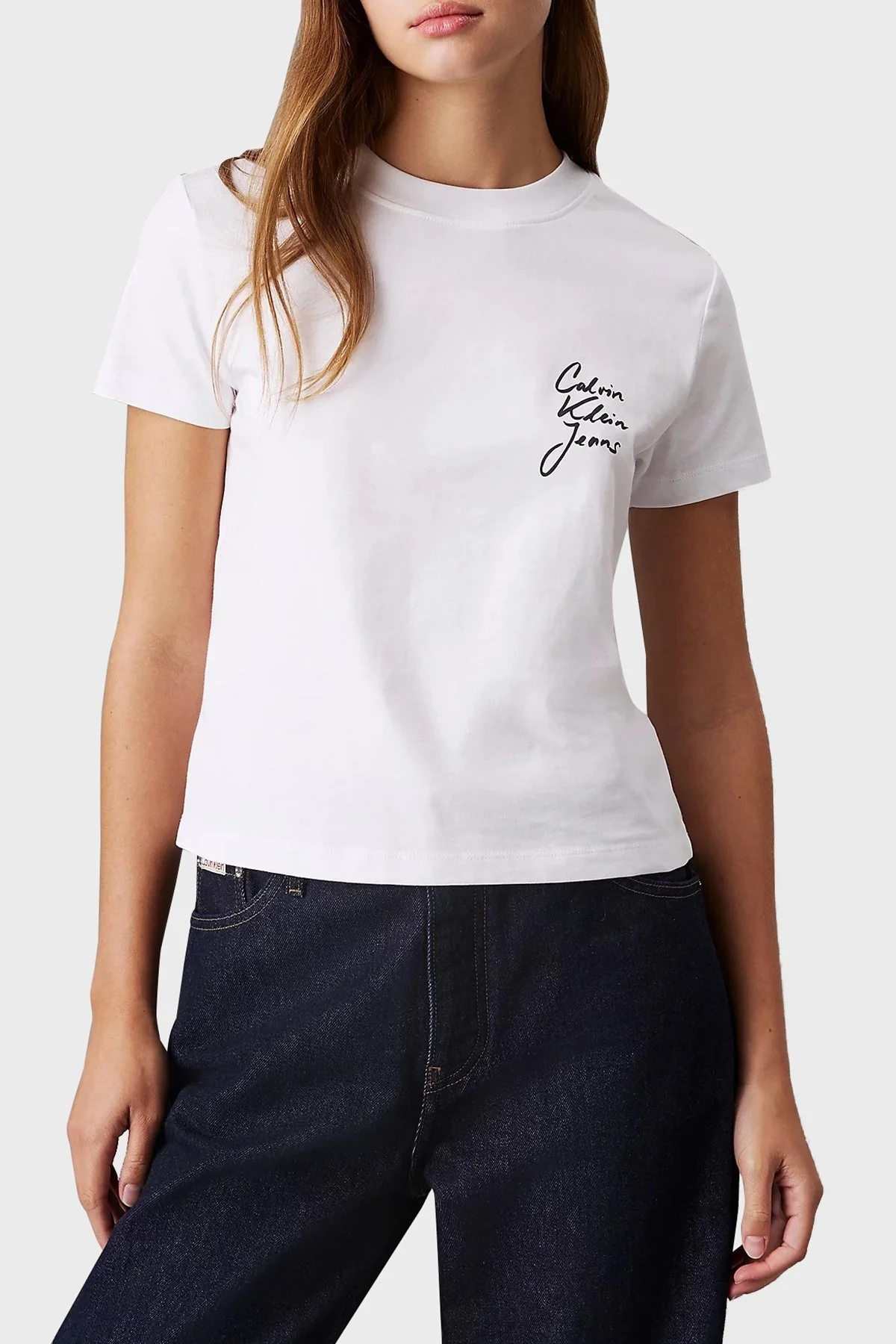 Calvin Klein Logo Baskılı Pamuklu Loose Fit Bisiklet Yaka Crop J20J224984YAF Bayan T Shirt J20J224984 YAF BEYAZ - 1