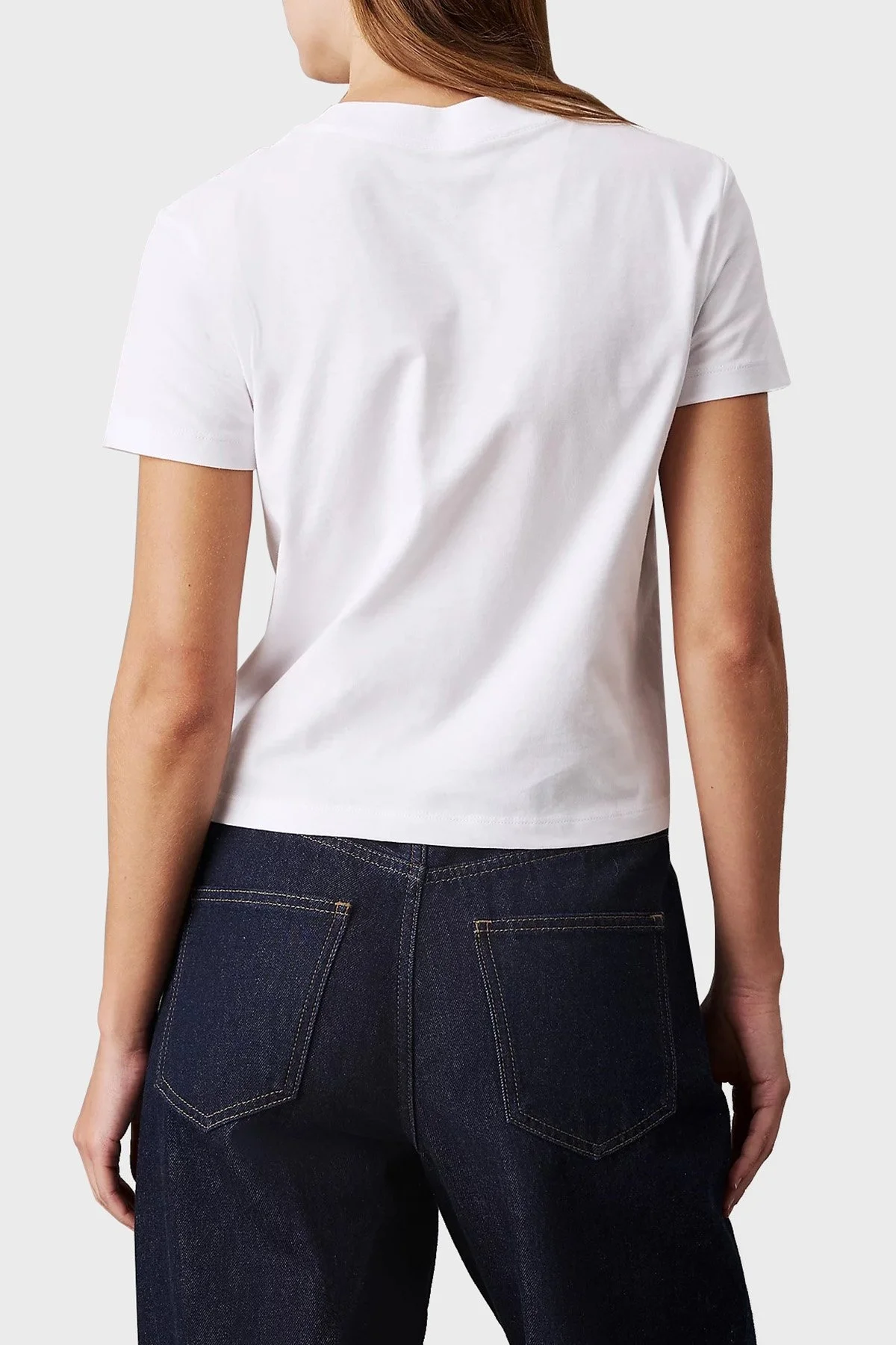Calvin Klein Logo Baskılı Pamuklu Loose Fit Bisiklet Yaka Crop J20J224984YAF Bayan T Shirt J20J224984 YAF BEYAZ - 2