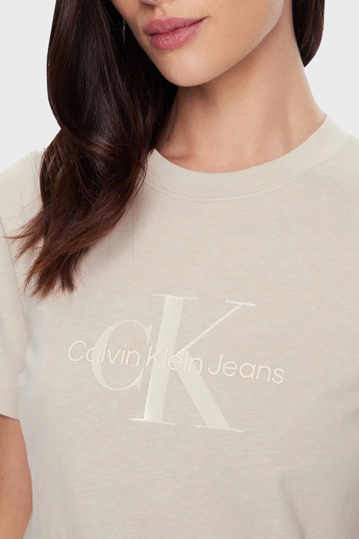 Calvin Klein Logo Baskılı Pamuklu Regular Fit Bisiklet Yaka J20J224983PDH Bayan T Shirt J20J224983 PDH AÇIK GRİ - 4