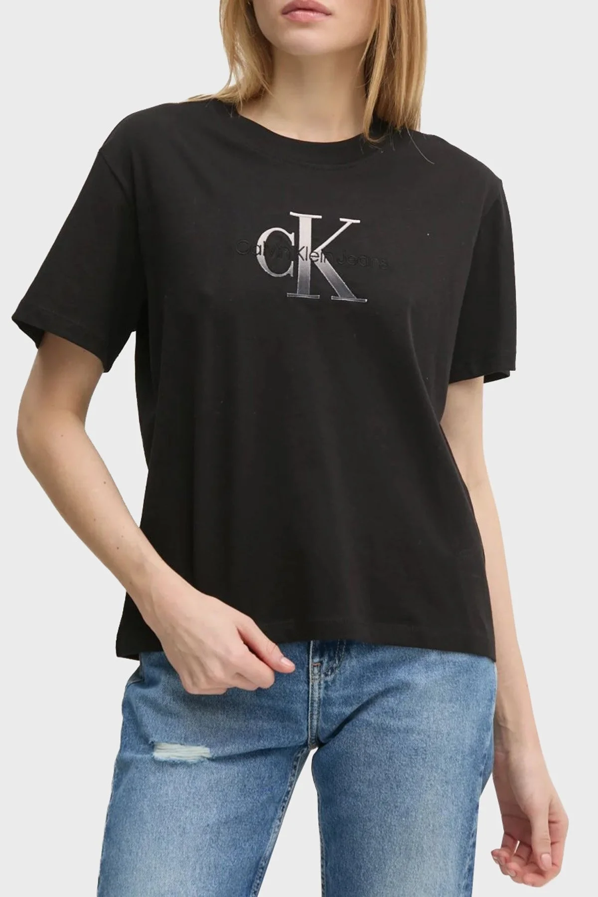 Calvin Klein Logo Baskılı Pamuklu Relaxed Fit Bisiklet Yaka J20J224798BEH Bayan T Shirt J20J224798 BEH SİYAH - 5