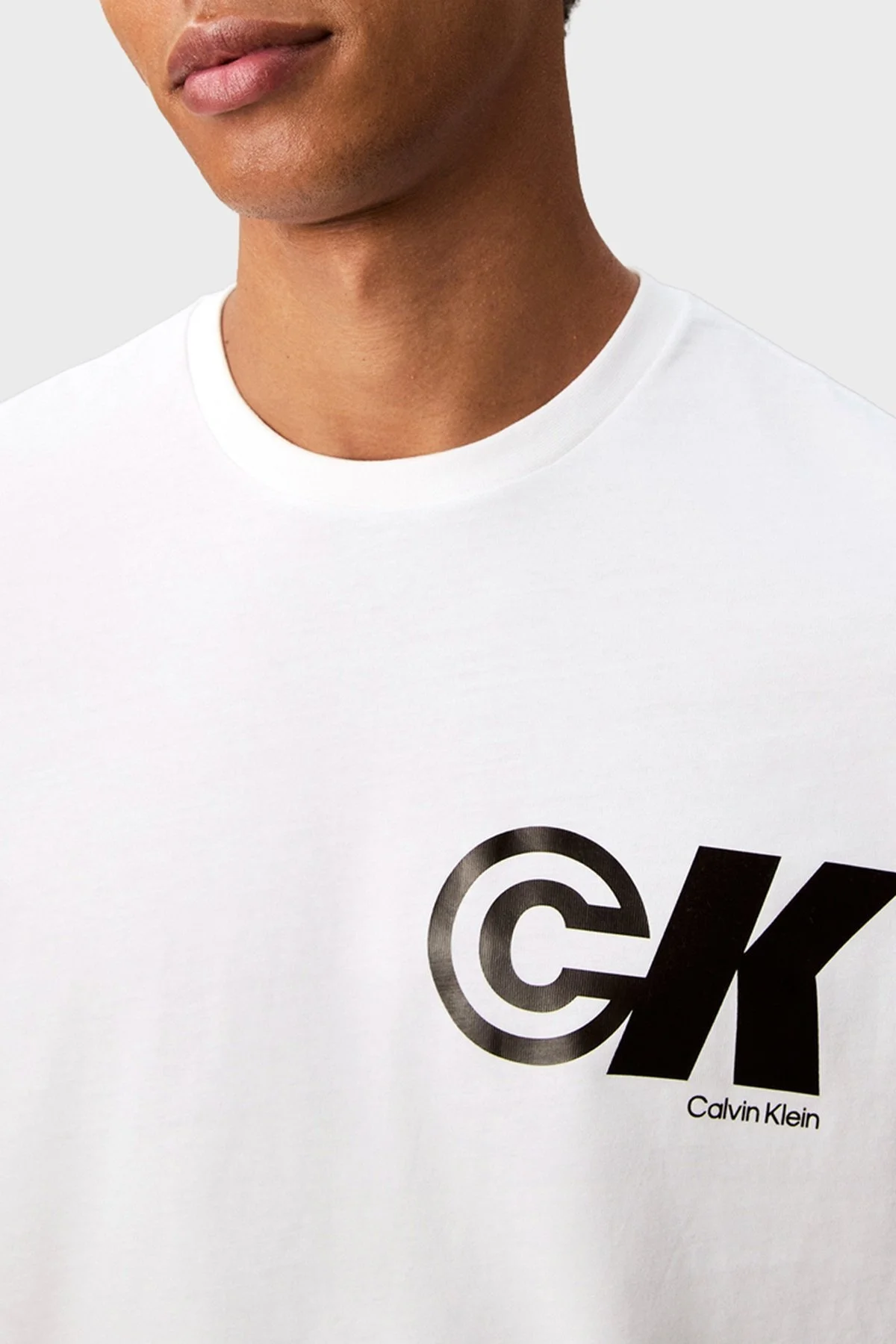 Calvin Klein Logo Baskılı Pamuklu Relaxed Fit Bisiklet Yaka LV04RC835GYAA Erkek T Shirt LV04RC835G YAA BEYAZ - 5