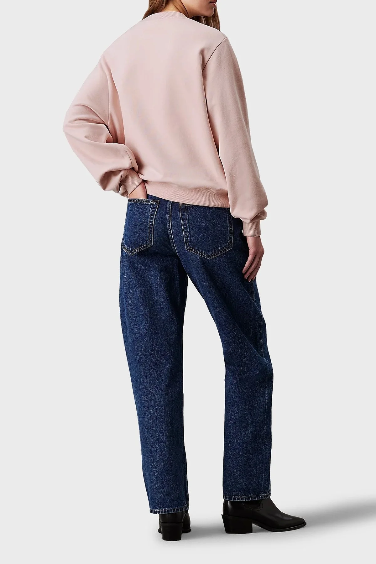 Calvin Klein Logo İşlemeli Pamuklu Comfort Fit Bisiklet Yaka J20J224652TER Bayan Sweat J20J224652 TER PUDRA - 6