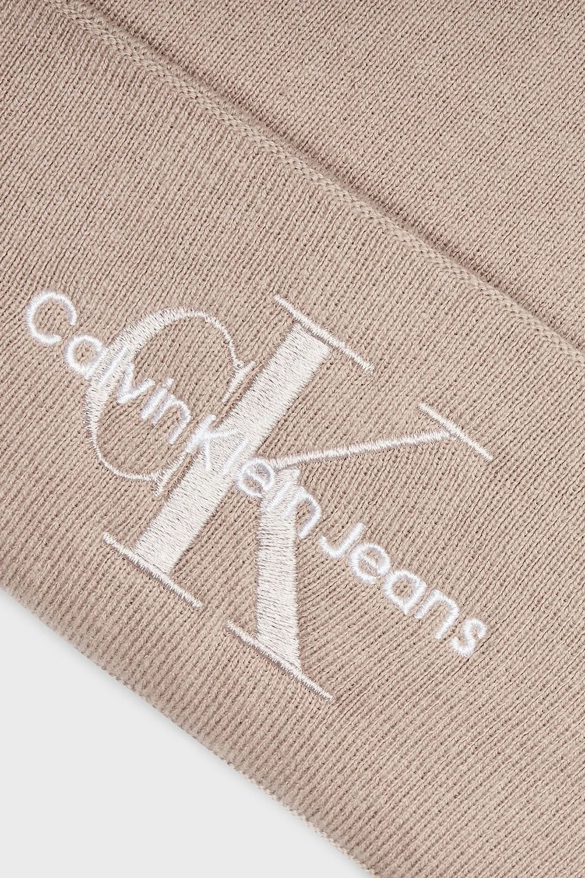 Calvin Klein Logo İşlemeli Pamuklu K60K612668PCF Bayan Bere K60K612668 PCF BEJ - 3