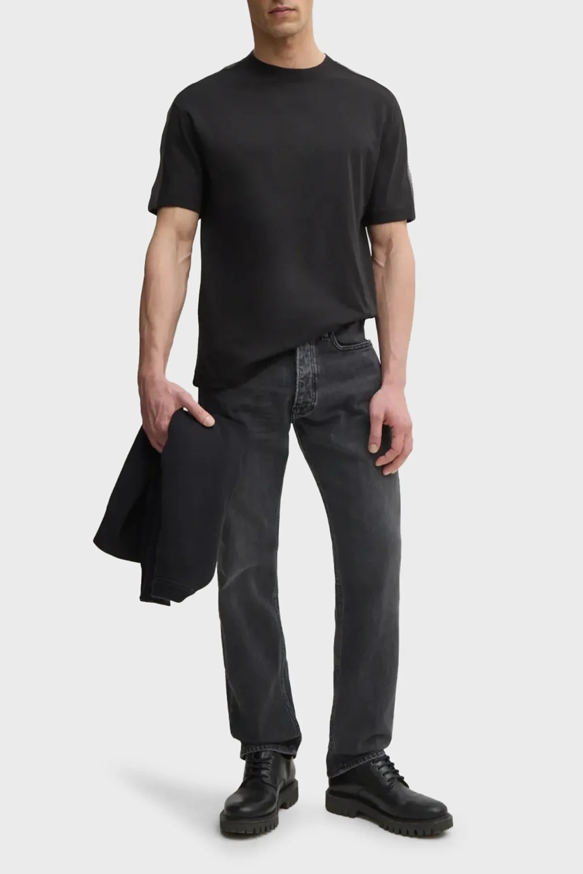 Calvin Klein Logo Nakışlı % 100 Pamuk Relaxed Fit Bisiklet Yaka J30J327237BEH Erkek T Shirt J30J327237 BEH SİYAH - 7