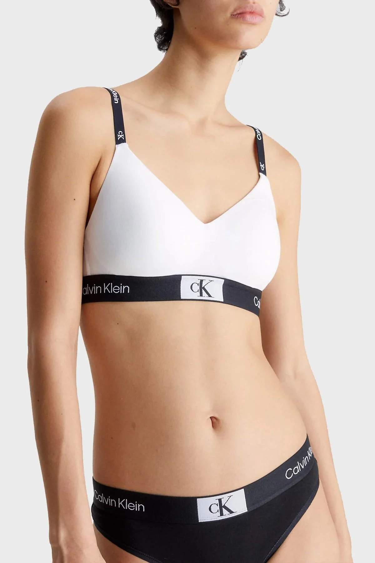Calvin Klein Logo Şeritli Pamuklu Spor 000QF7218E100 Bayan Sütyen 000QF7218E 100 BEYAZ - 1