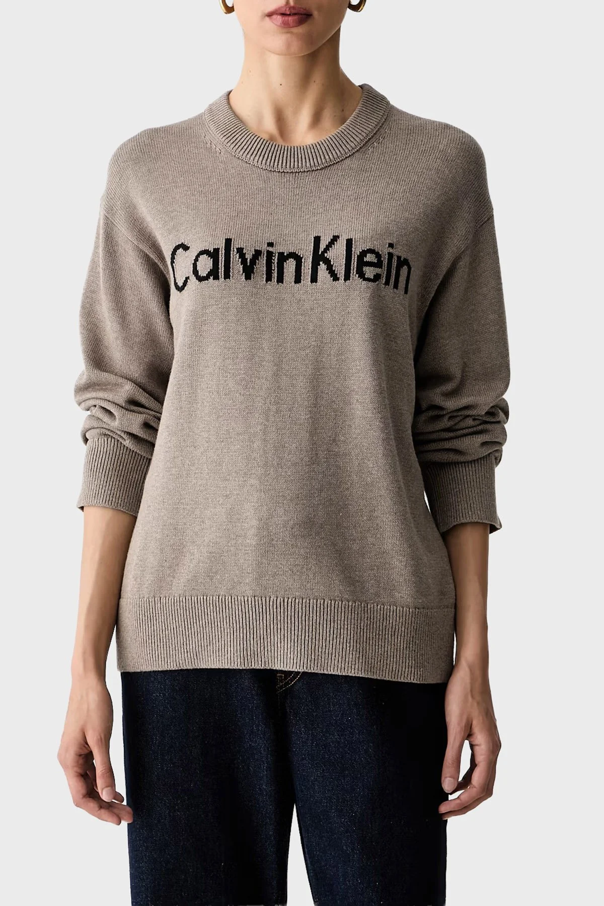 Calvin Klein Logolu % 100 Pamuk Bisiklet Yaka Örme LV044G313GTS7 Kadın Kazak LV044G313G TS7 Kahve - 1