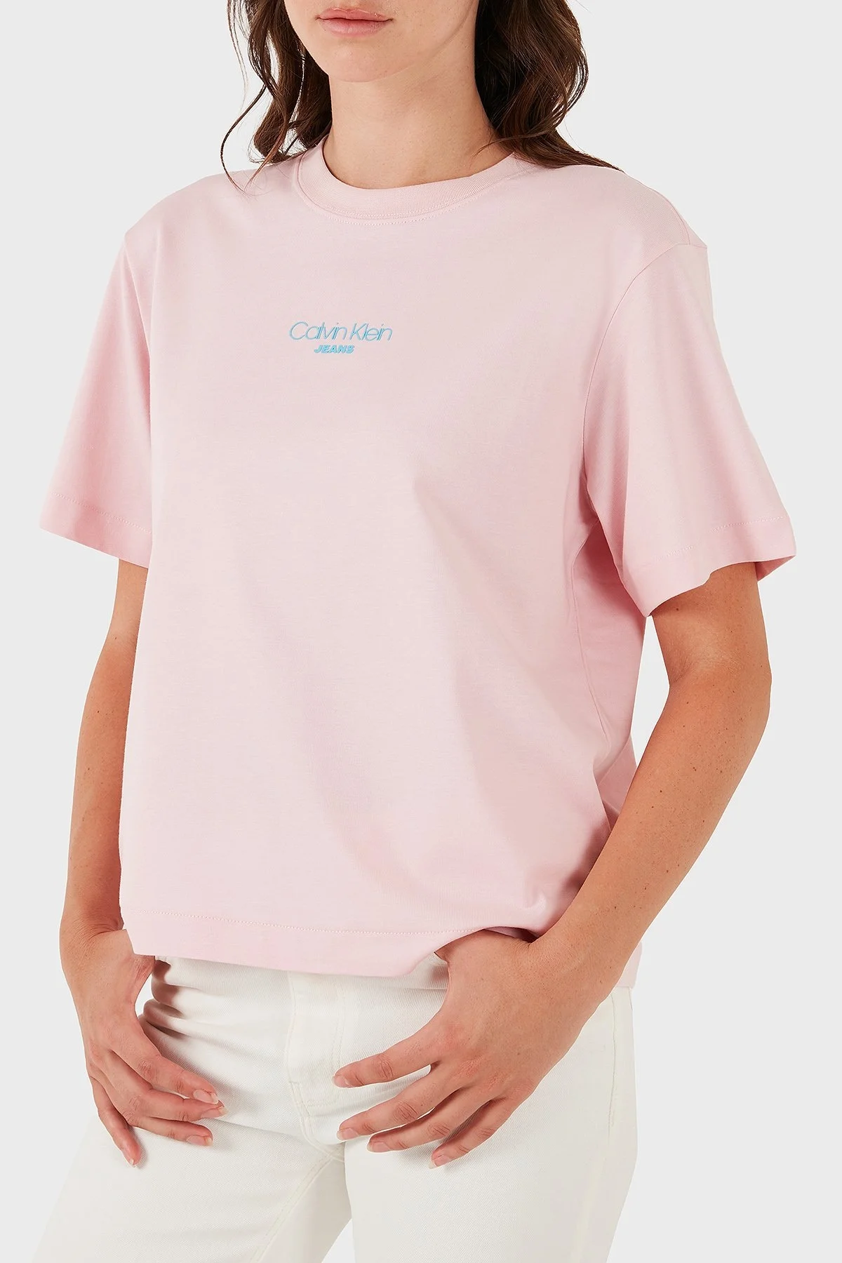 Calvin Klein Logolu % 100 Pamuk Boxy Fit Bisiklet Yaka LV047C858GW0S Bayan T Shirt LV047C858G W0S PEMBE - 3
