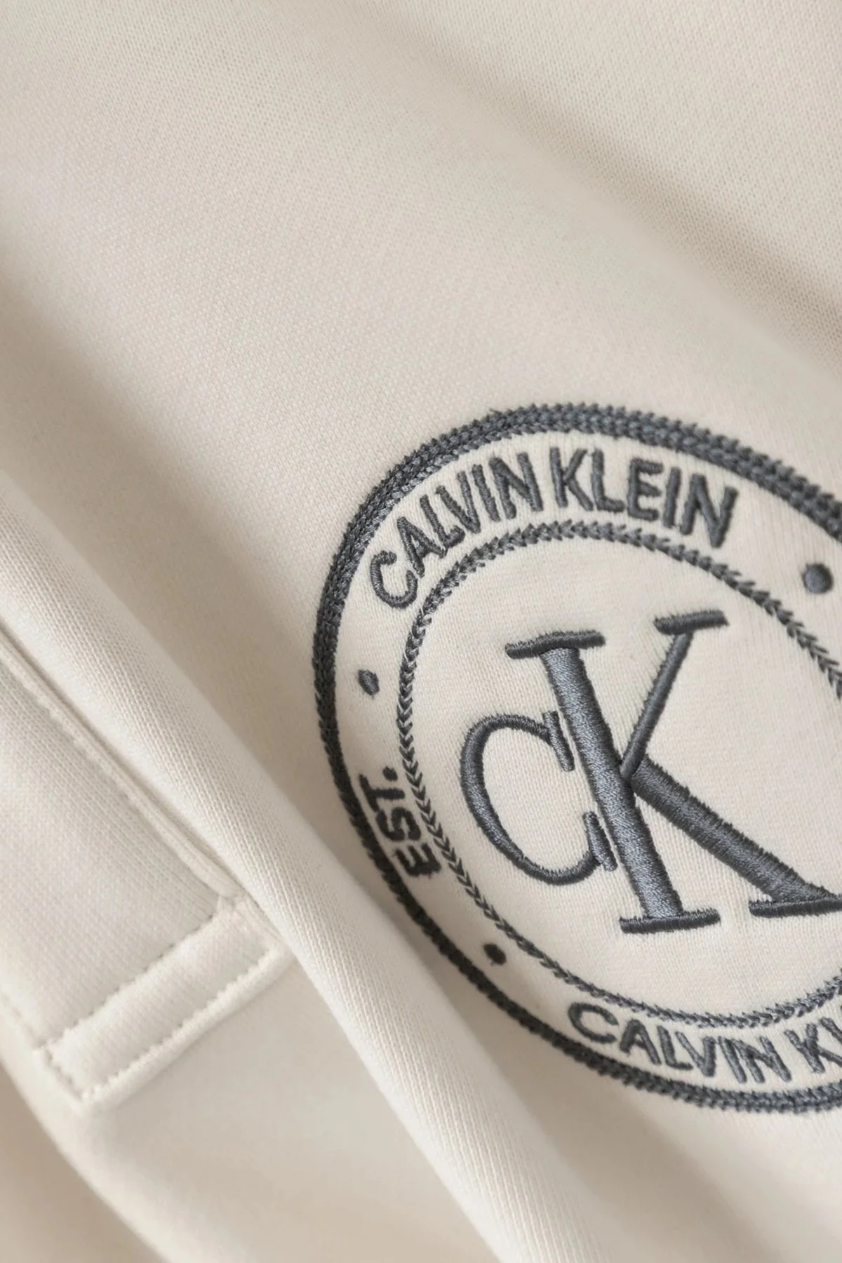 Calvin Klein Logolu % 100 Pamuk Düğmeli LV04RH236GYAS Erkek Polo Yaka Sweat LV04RH236G YAS Krem - 3