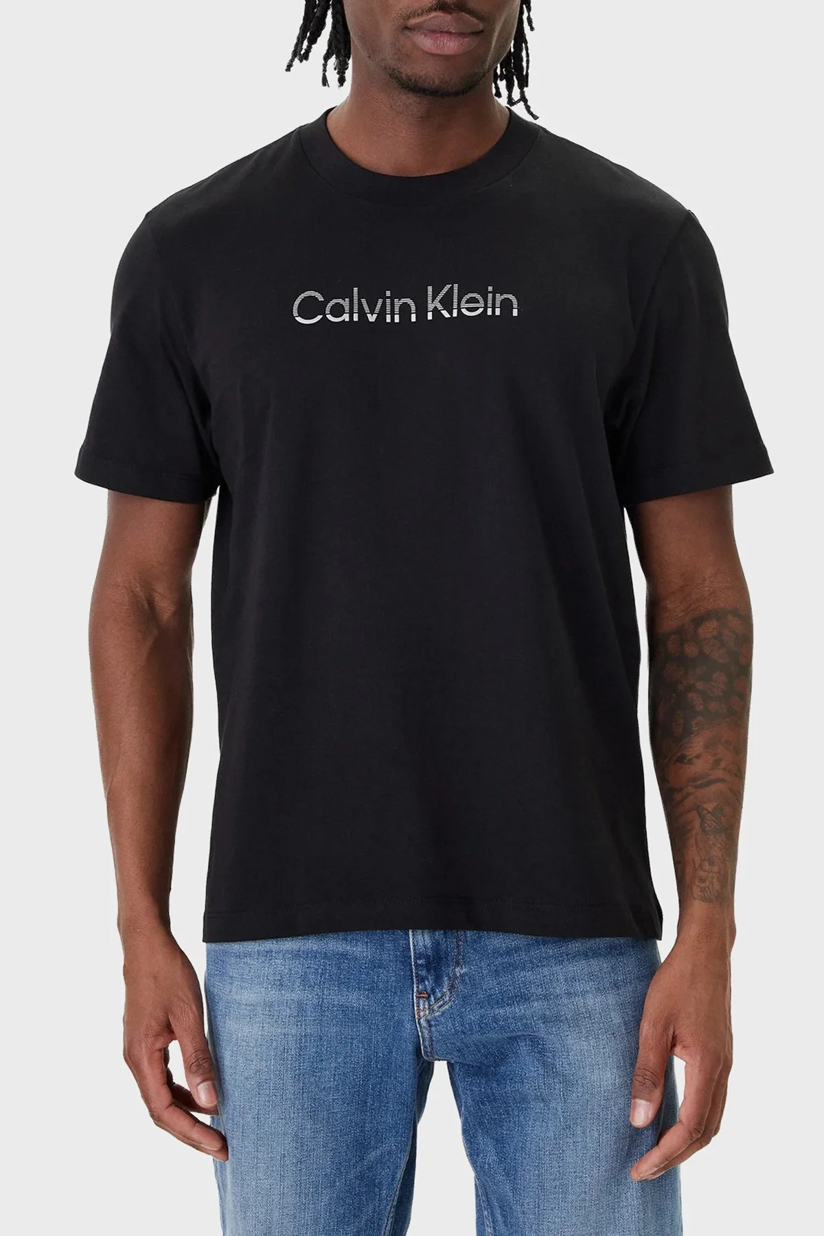 Calvin Klein Logolu % 100 Pamuk Regular Fit Bisiklet Yaka LV04LF813GUB1 Erkek T Shirt LV04LF813G UB1 SİYAH - 1